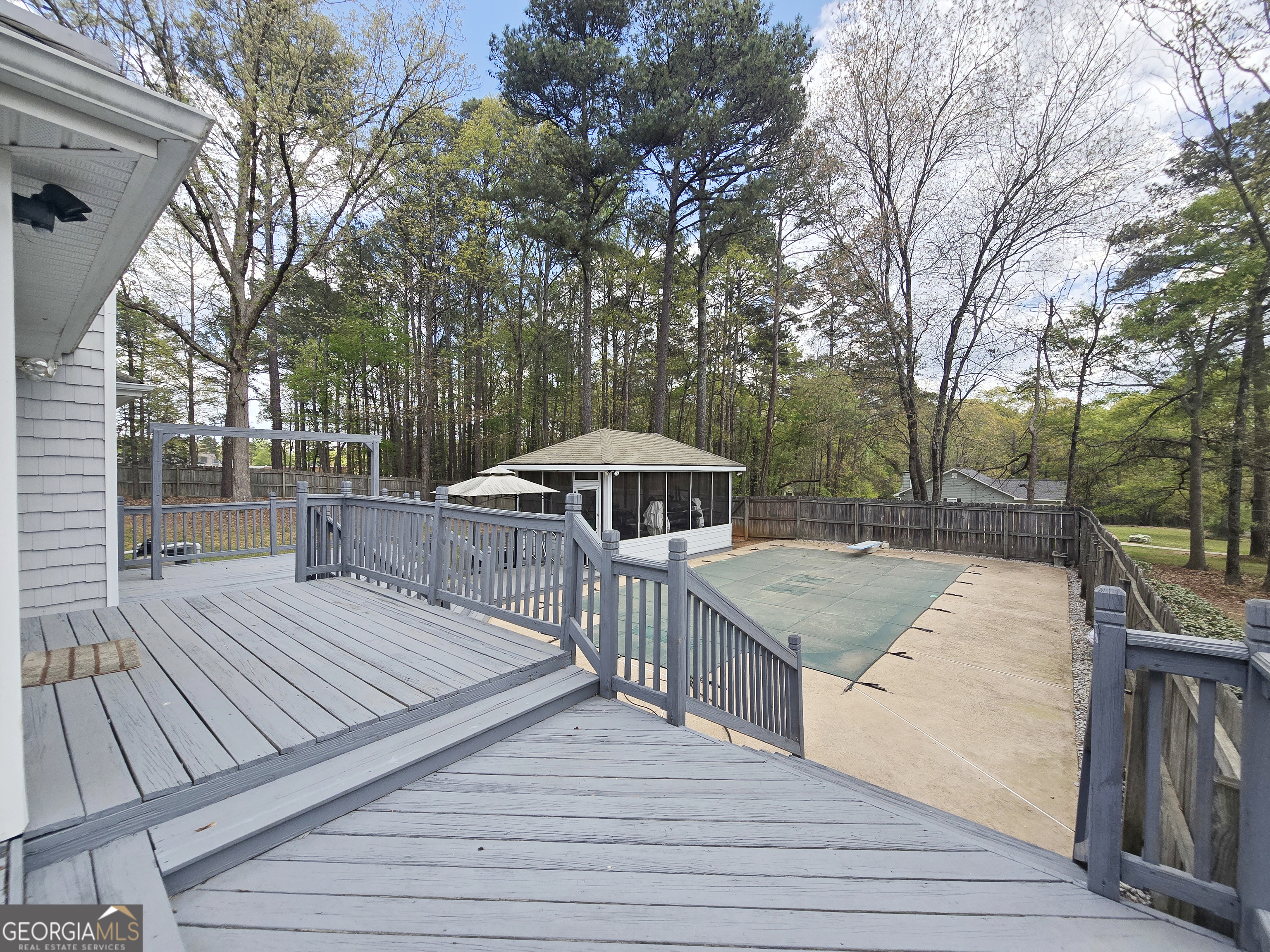 1652 Highway 155 N Property Photo 7