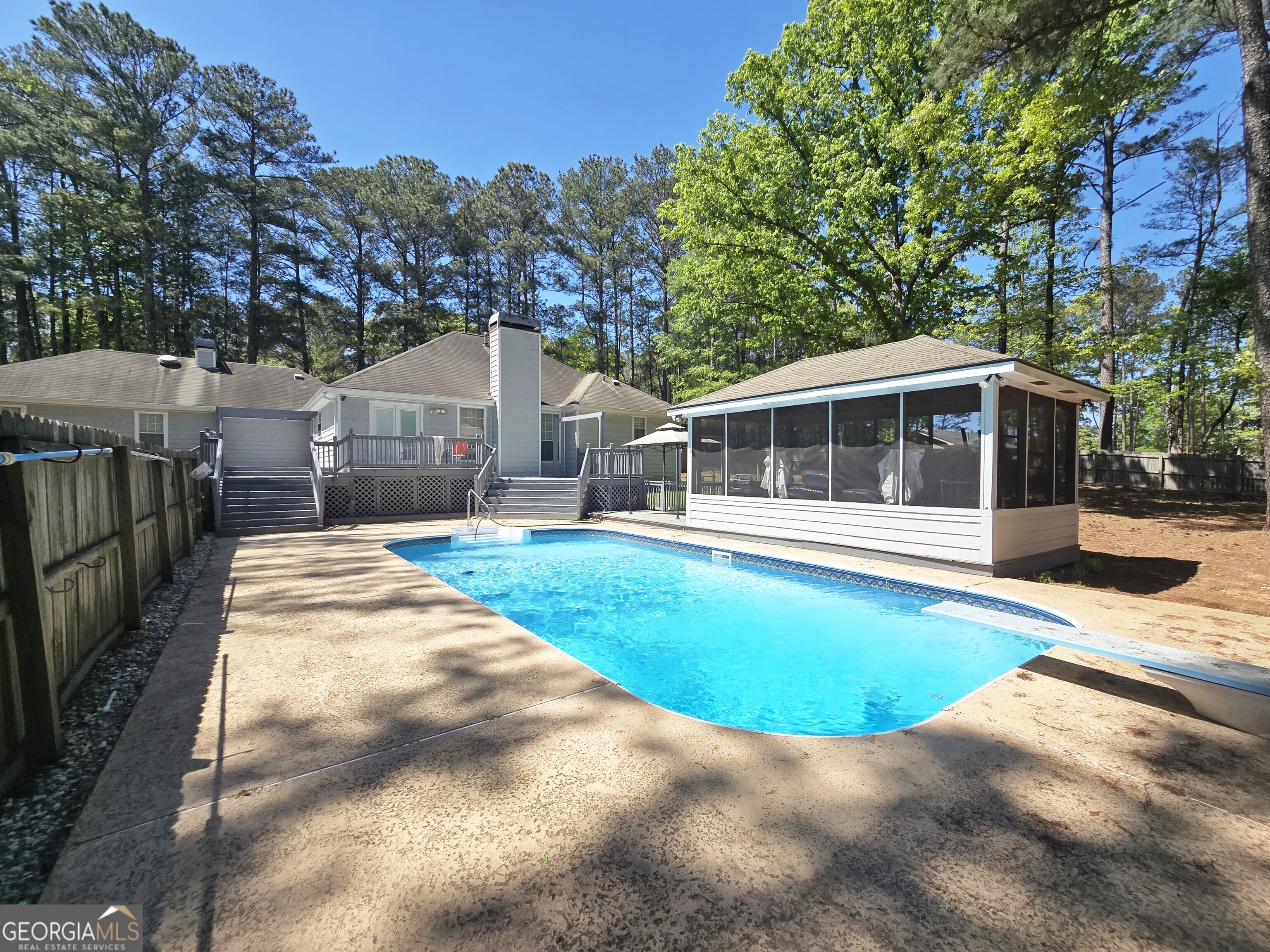 1652 Highway 155 N Property Photo 9