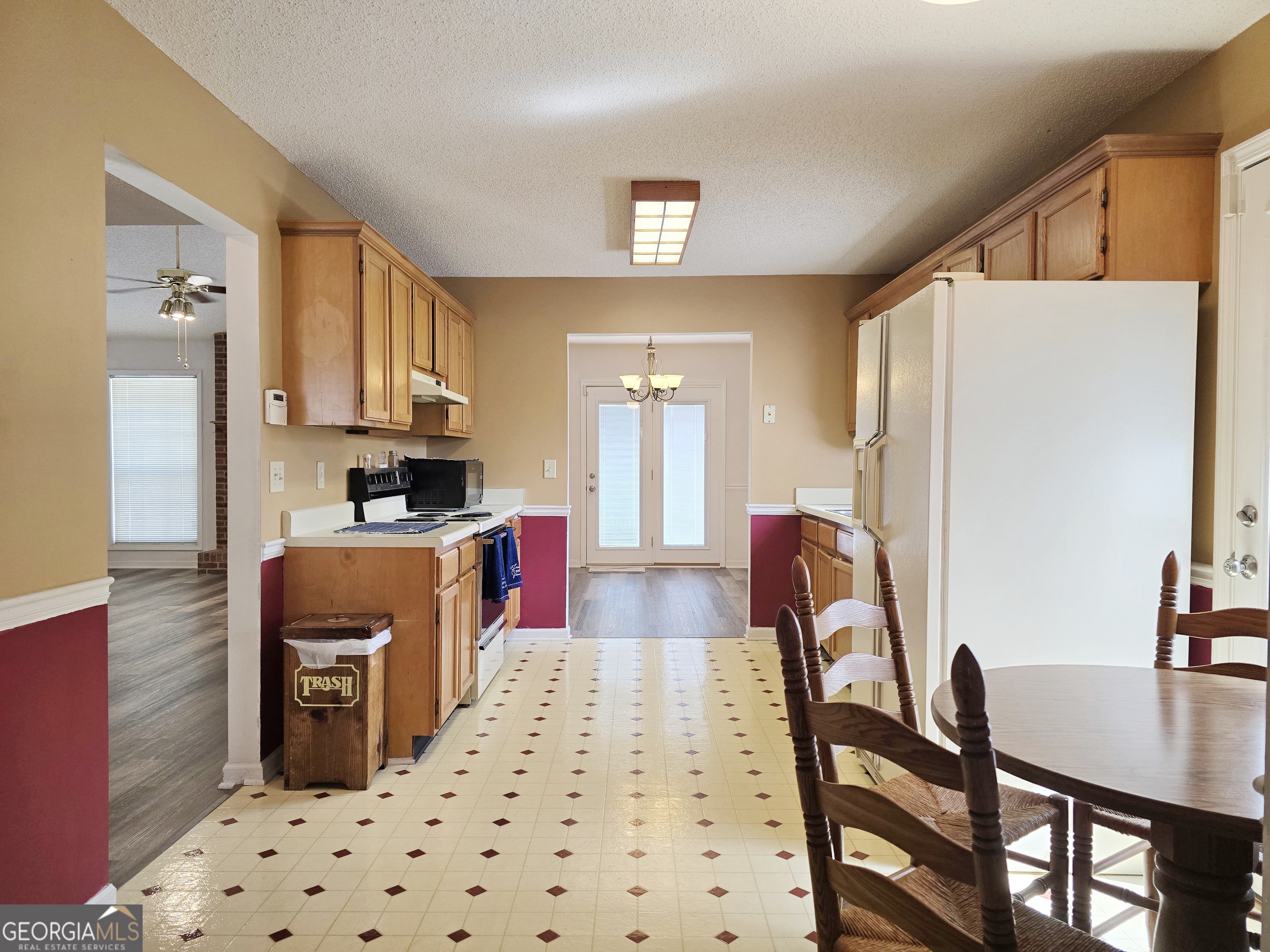 1652 Highway 155 N Property Photo 14