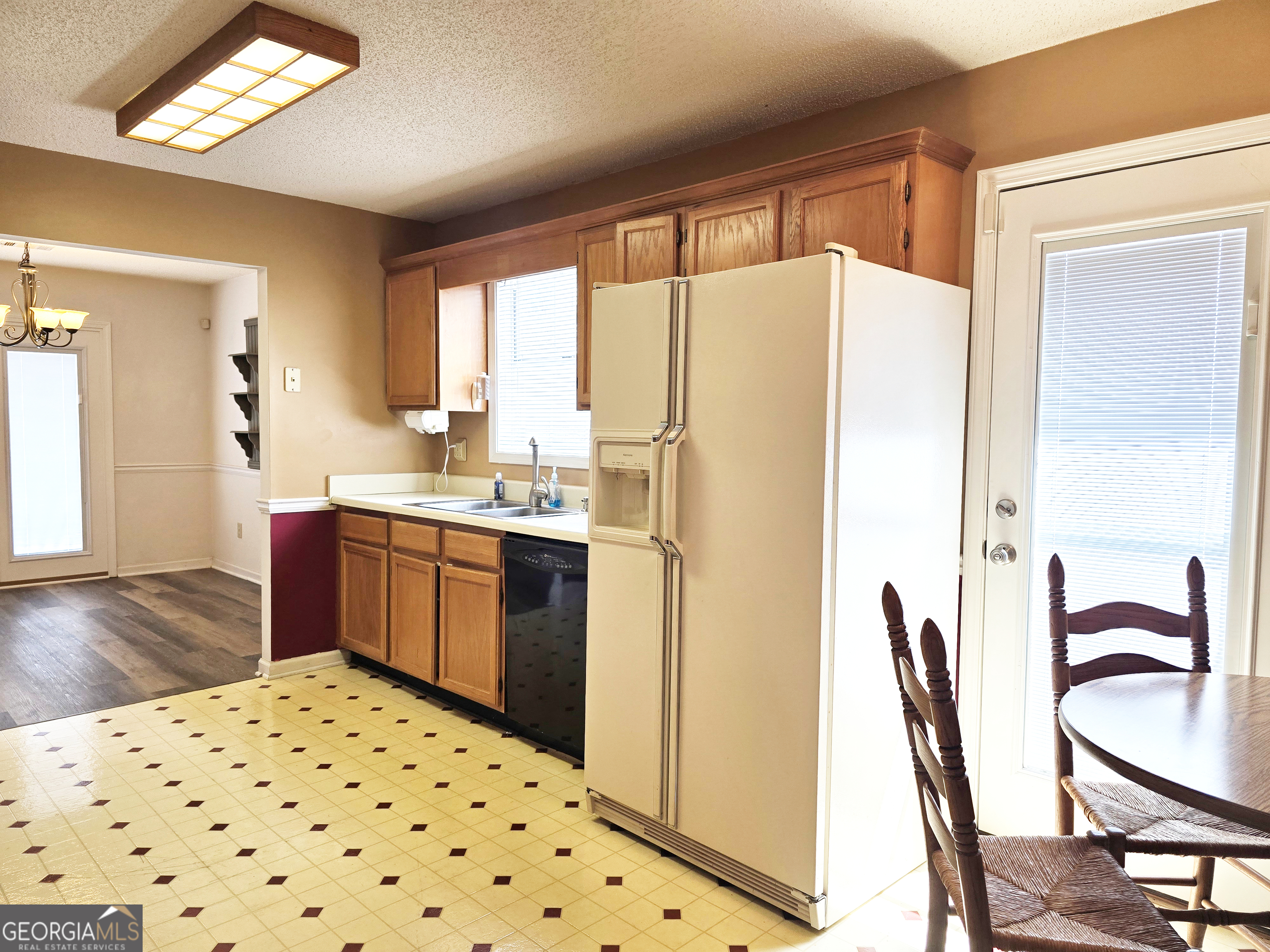 1652 Highway 155 N Property Photo 16