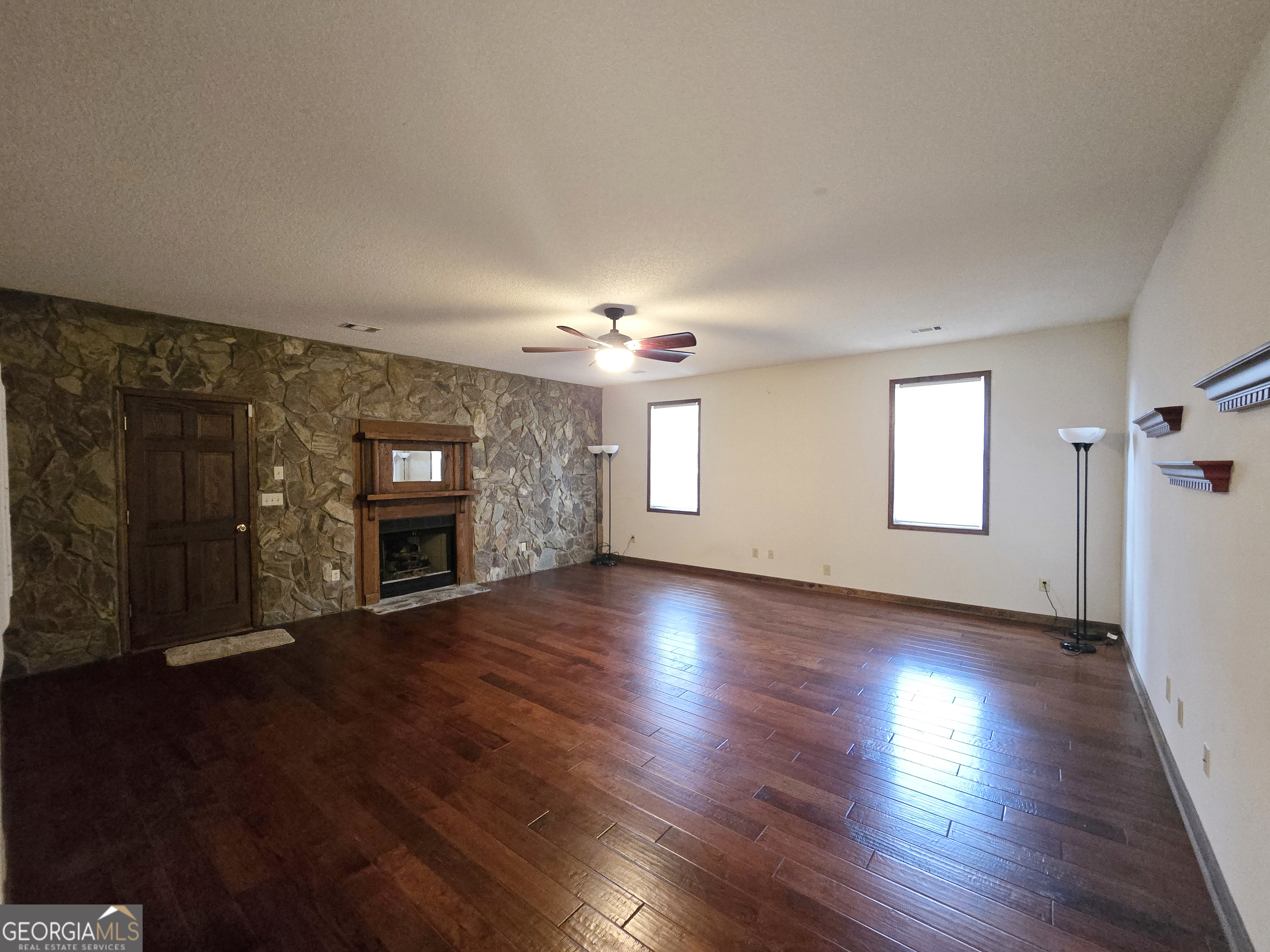 1652 Highway 155 N Property Photo 19