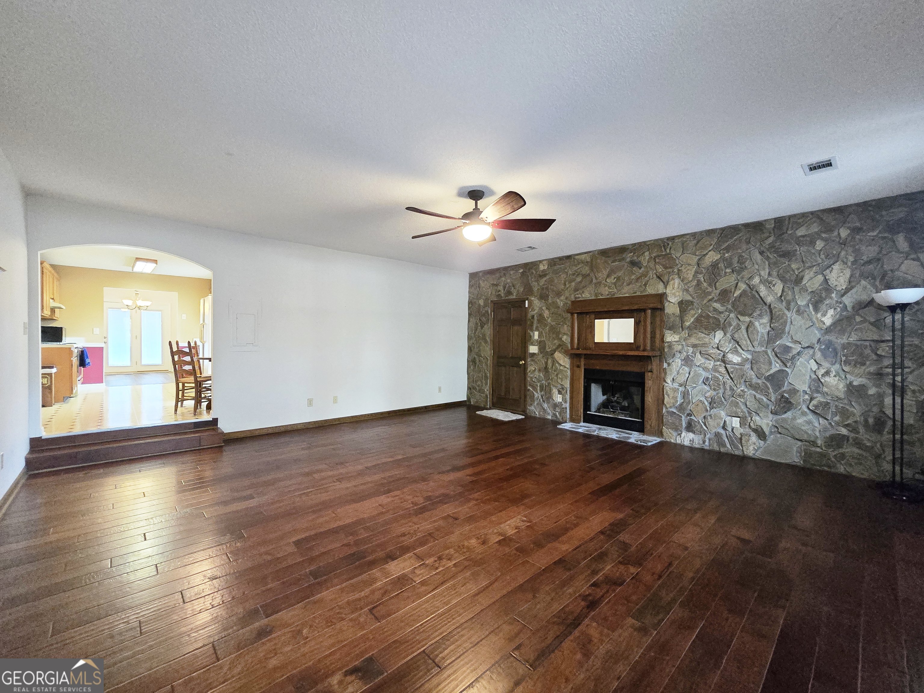 1652 Highway 155 N Property Photo 20