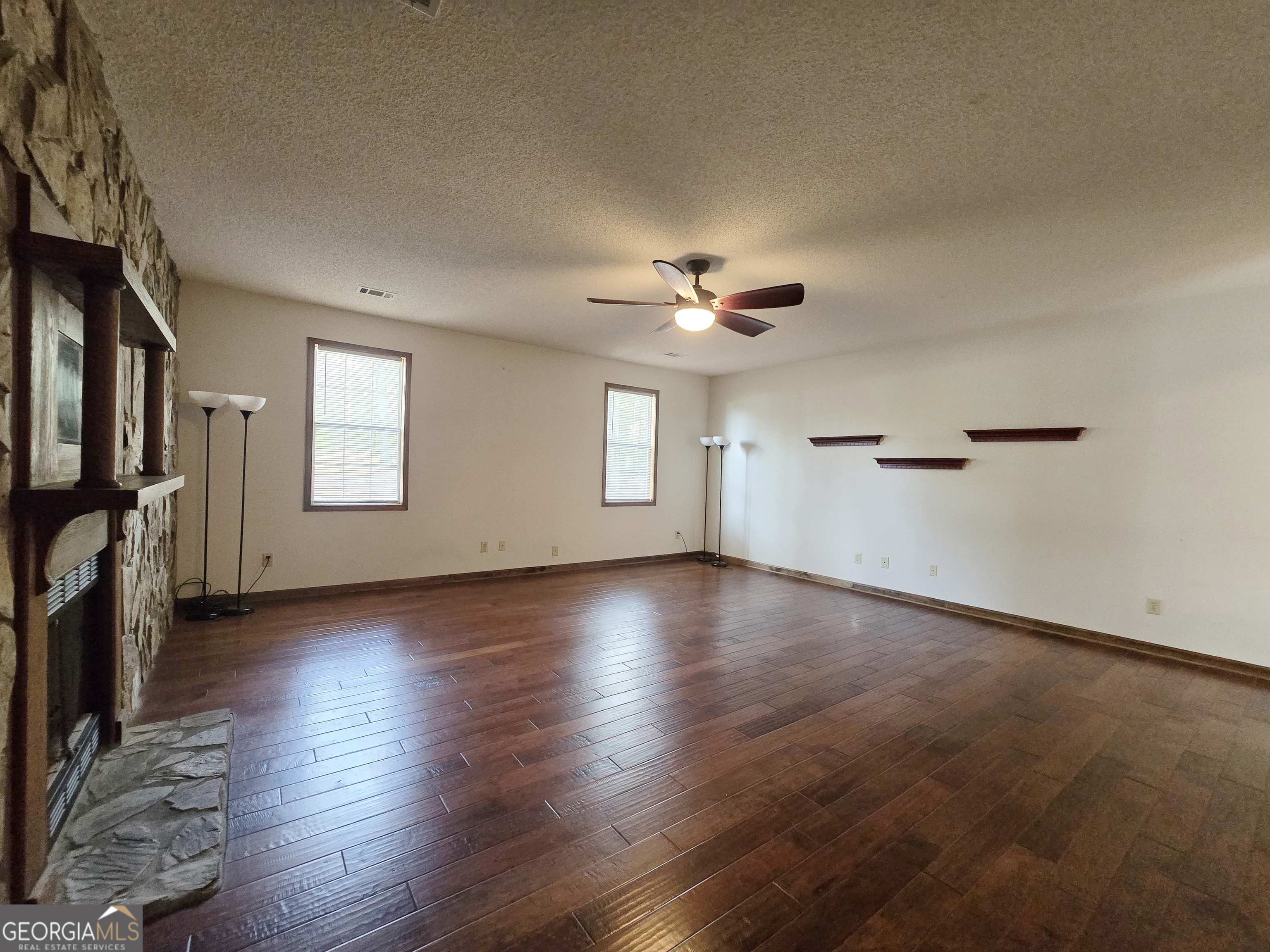 1652 Highway 155 N Property Photo 21