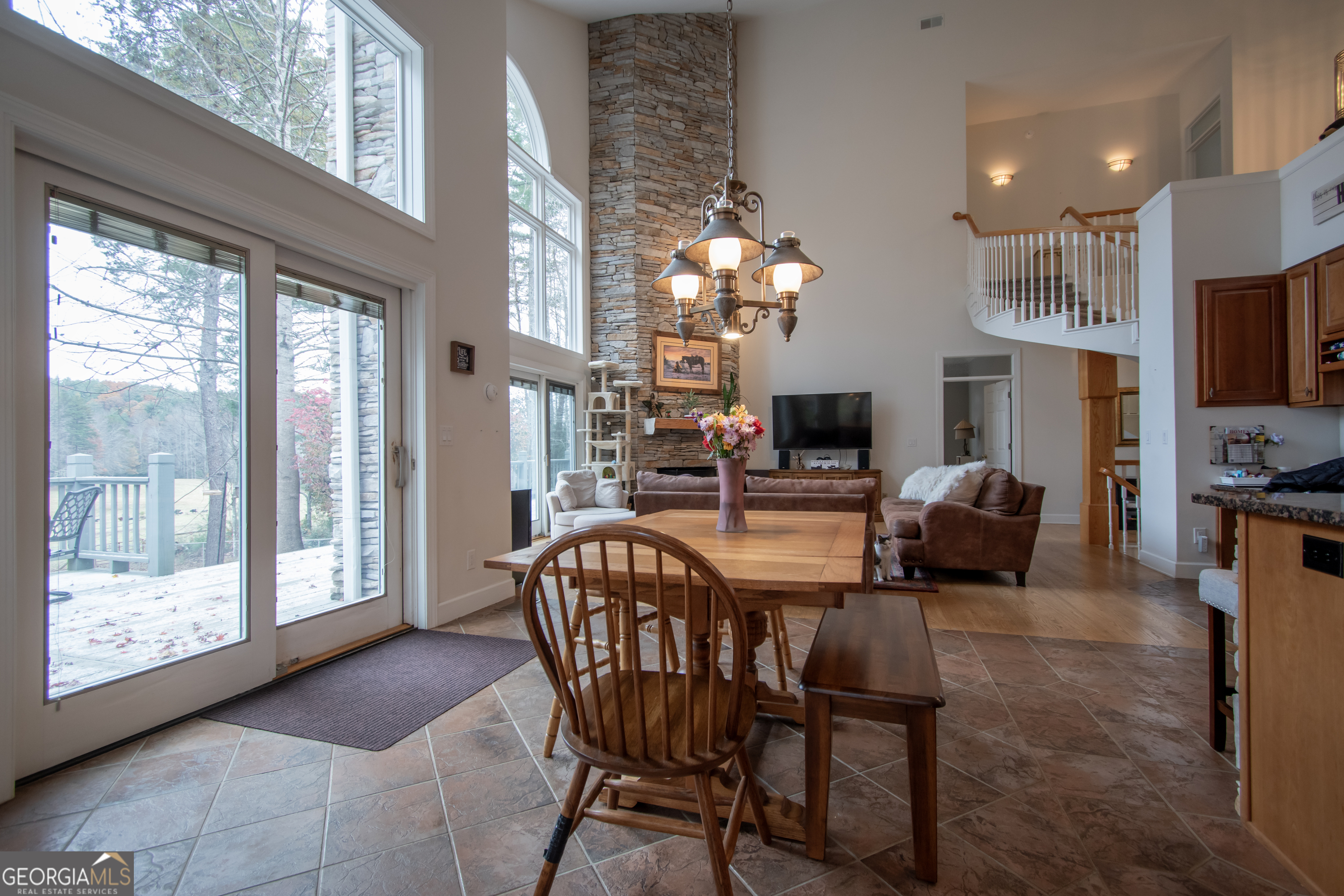 5981 Candy Mountain Road Property Photo 41