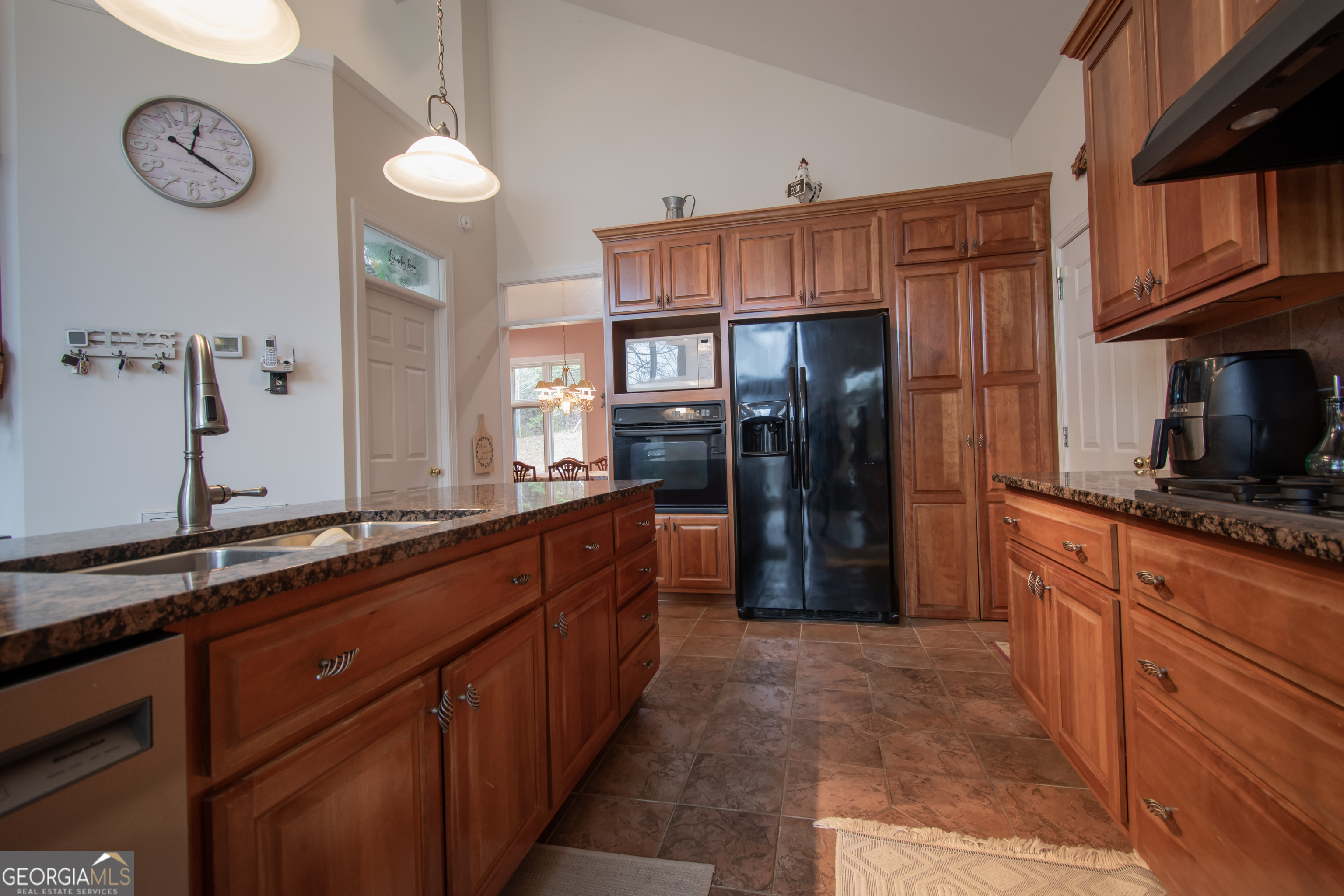 5981 Candy Mountain Road Property Photo 45