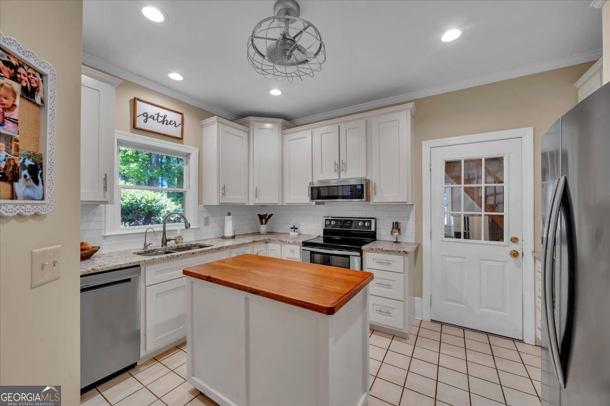 110 Kenneth Drive Property Photo 18