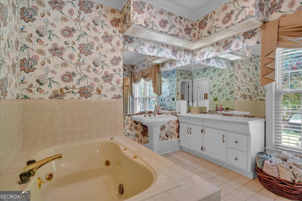 110 Kenneth Drive Property Photo 34