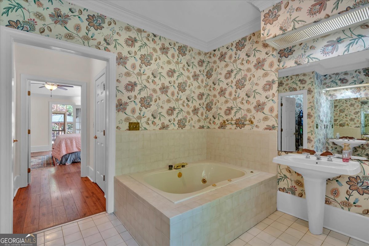 110 Kenneth Drive Property Photo 36