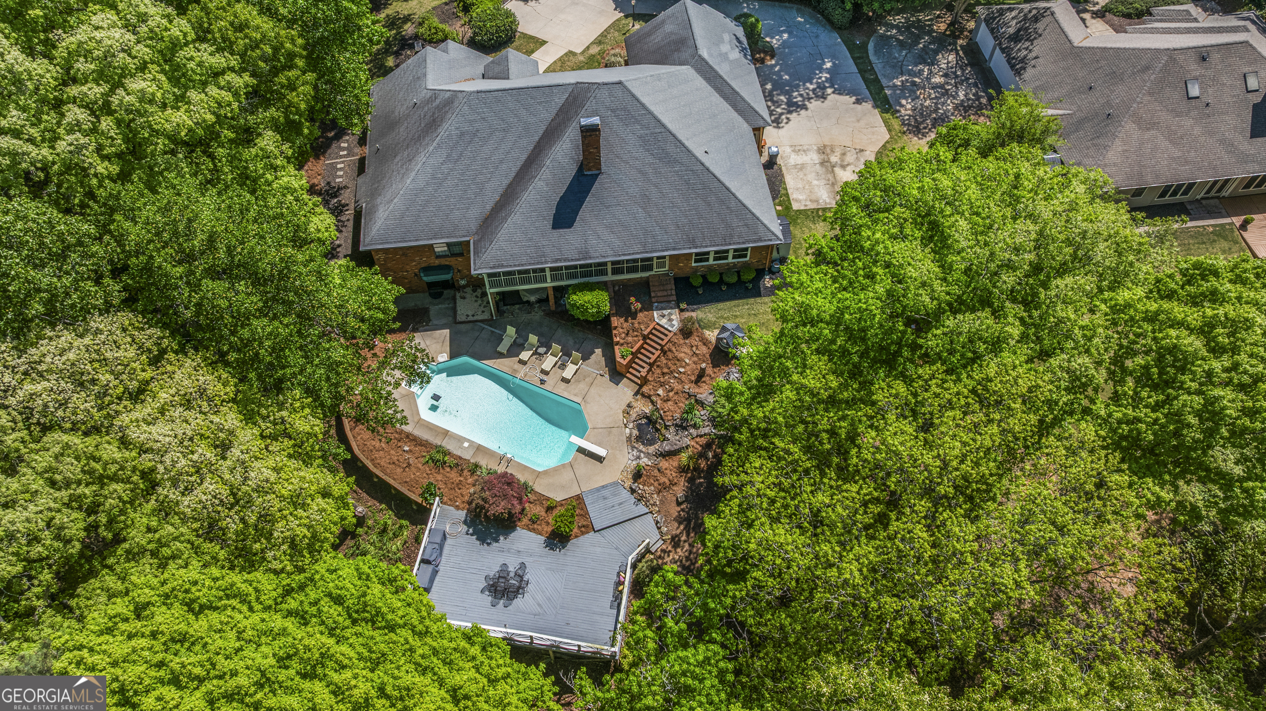 1017 Riverside Drive Property Photo 42