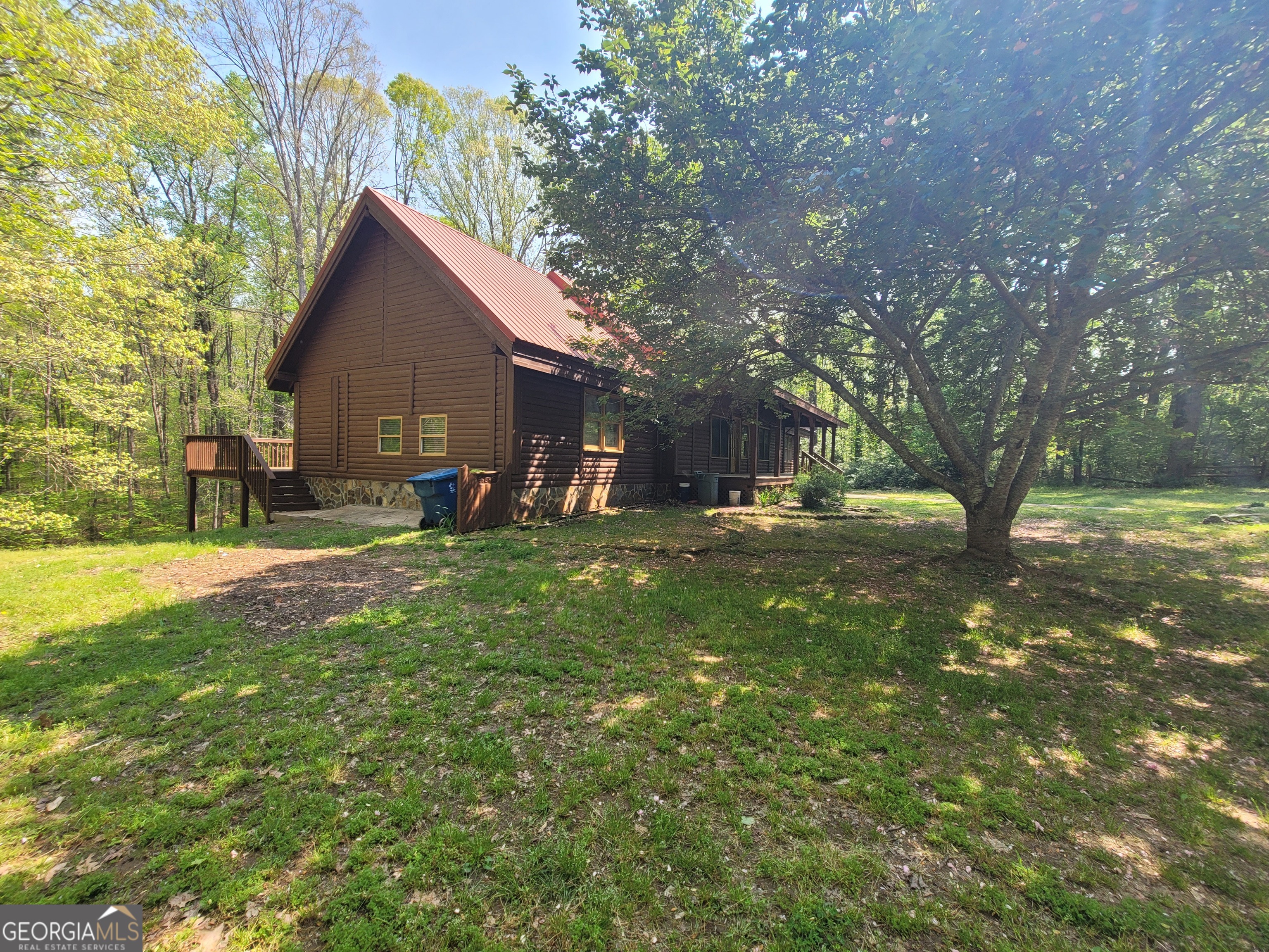 2391 Booth Circle Property Photo 5
