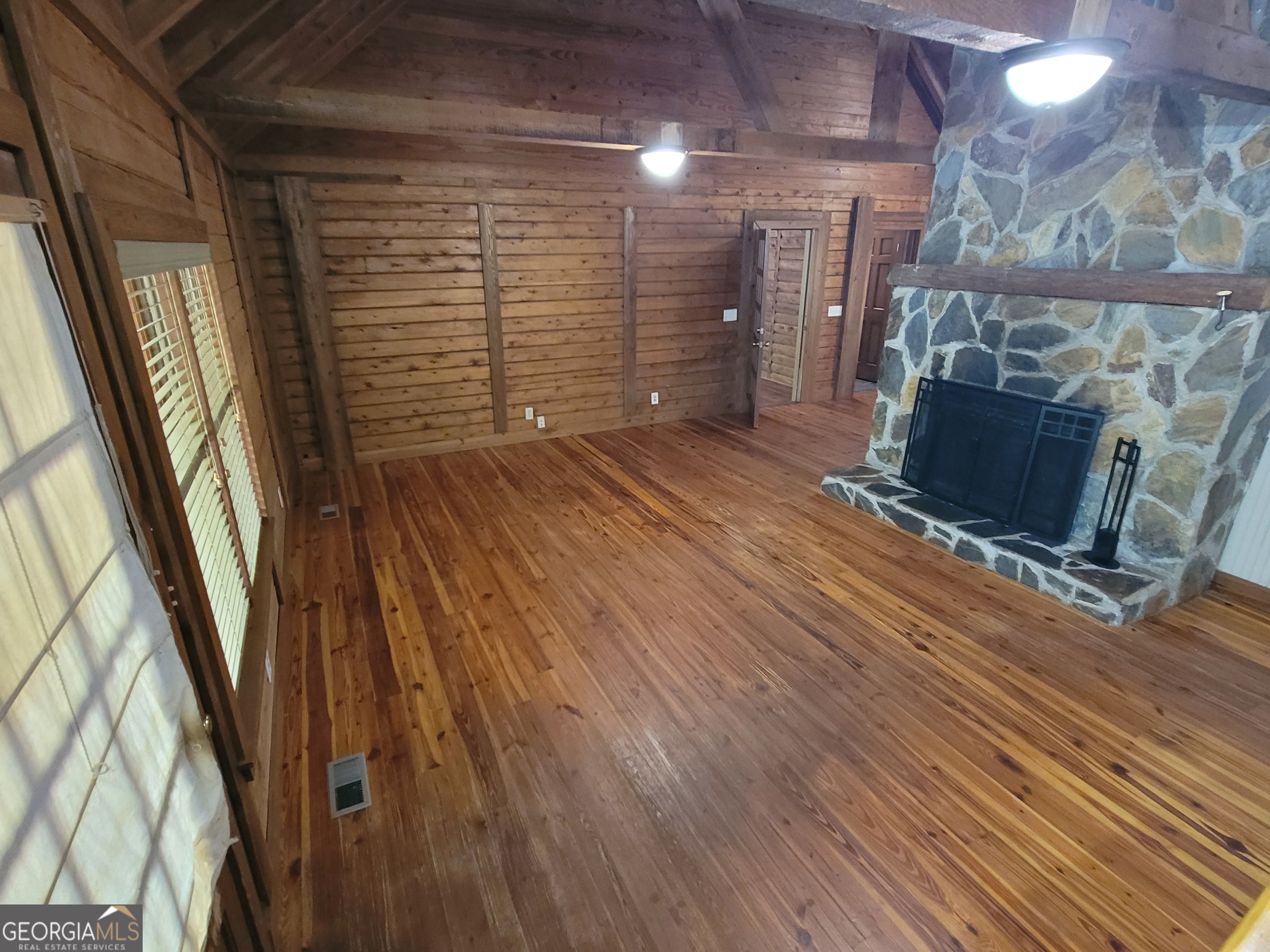 2391 Booth Circle Property Photo 16