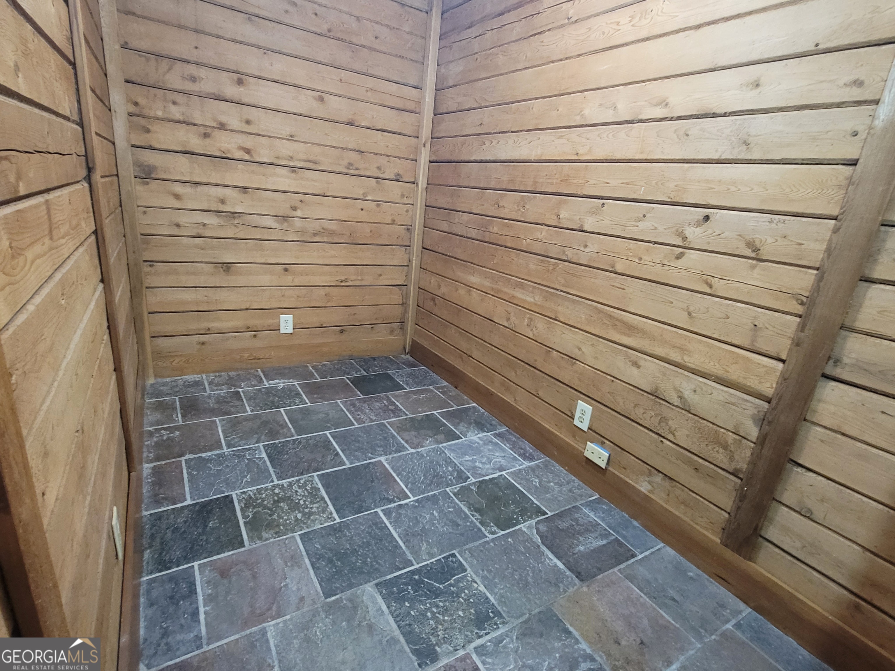 2391 Booth Circle Property Photo 25
