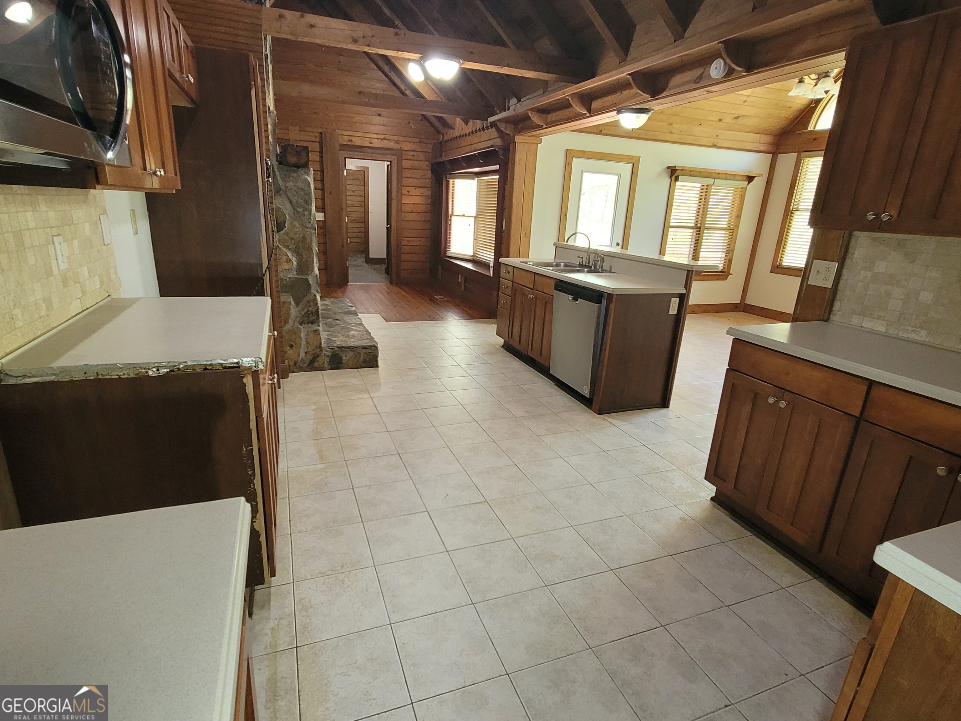 2391 Booth Circle Property Photo 28