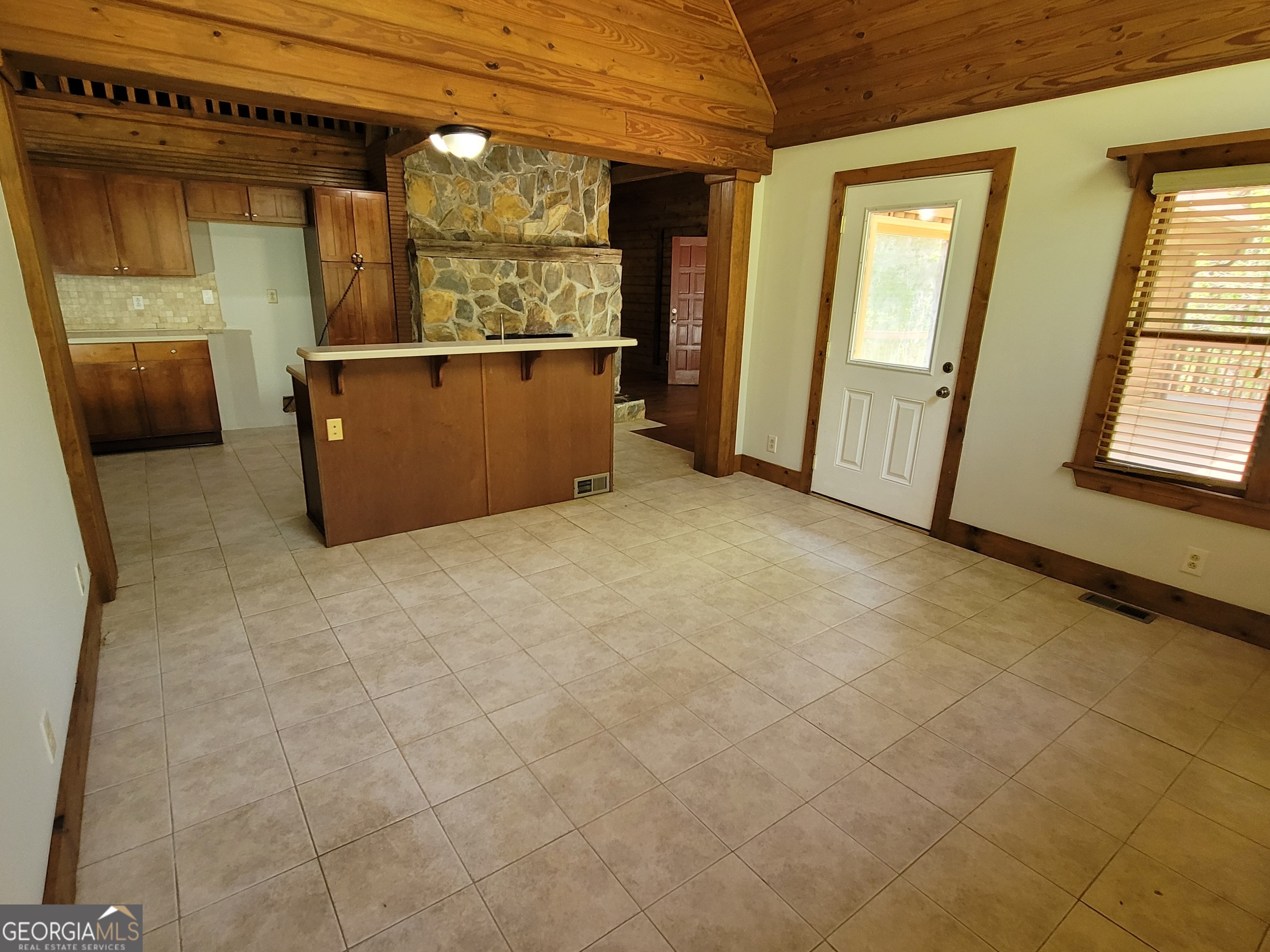 2391 Booth Circle Property Photo 36