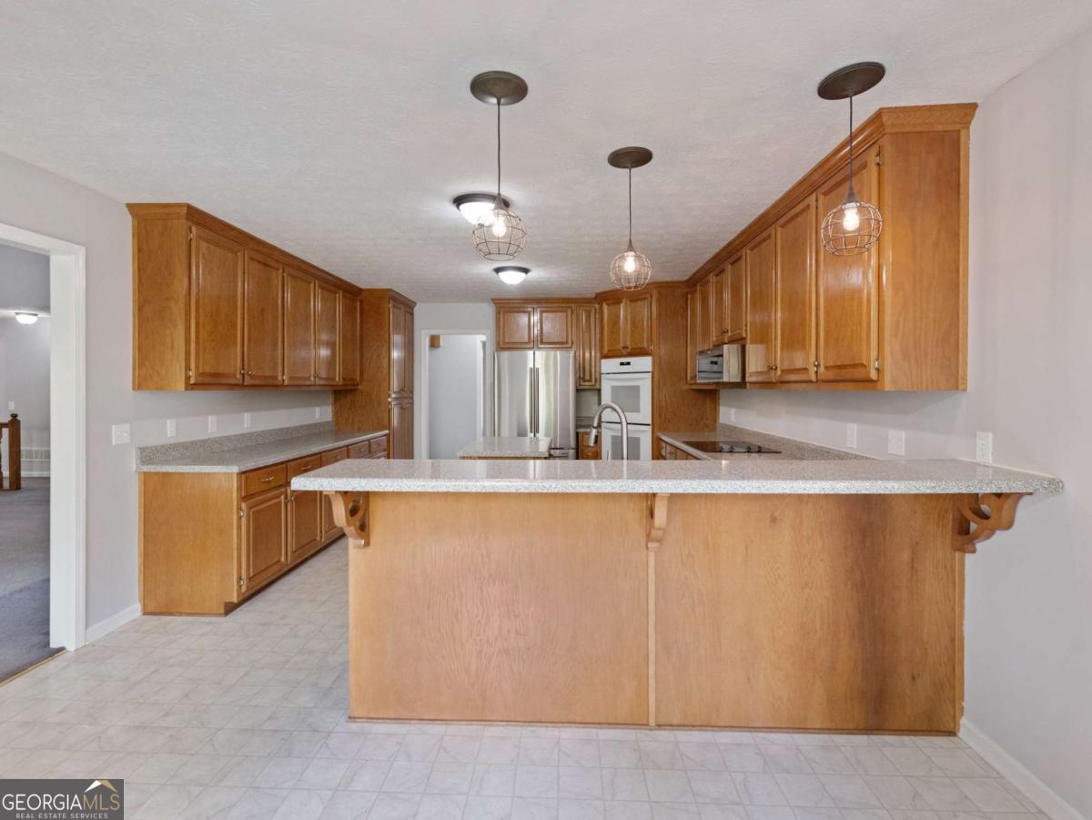 2982 Rivercrest Drive Property Photo 6