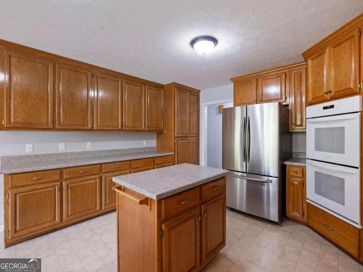 2982 Rivercrest Drive Property Photo 10