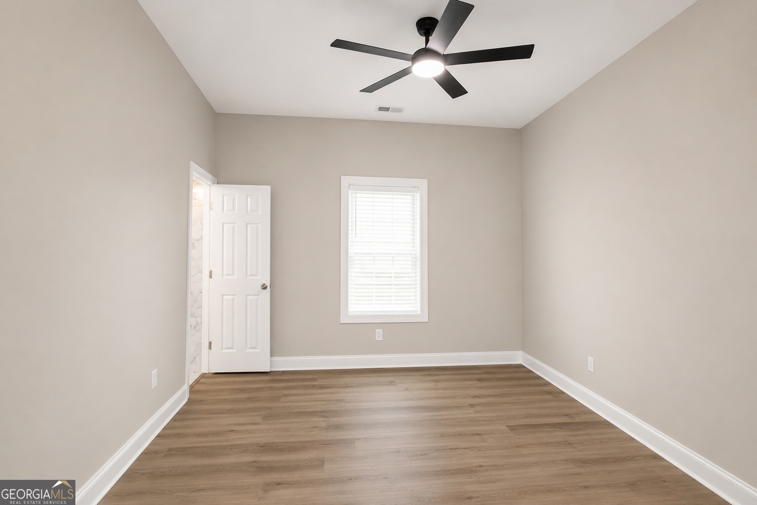 918 Smith Street Sw Property Photo 5