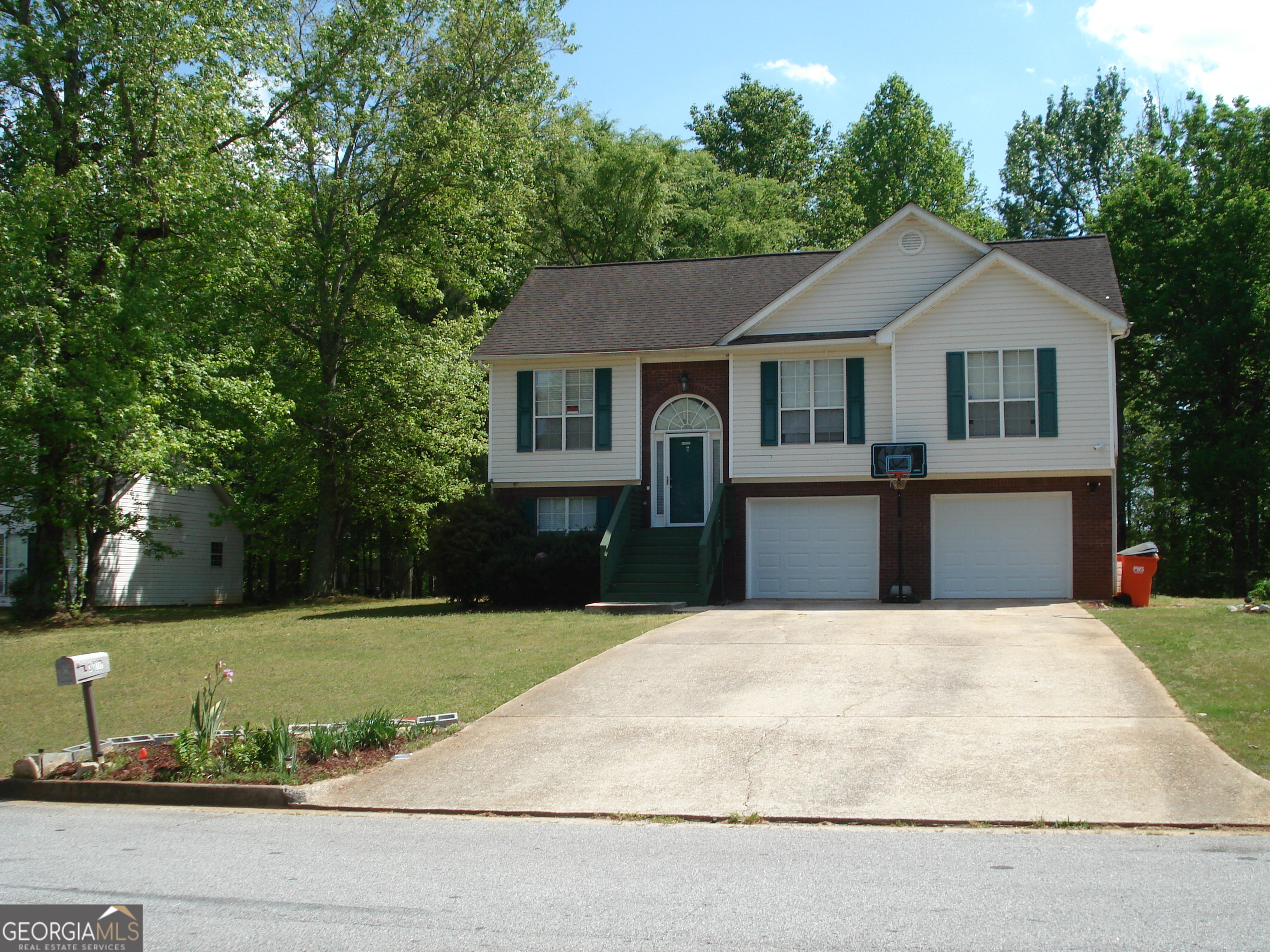 3117 Noahs Lane Property Photo 1
