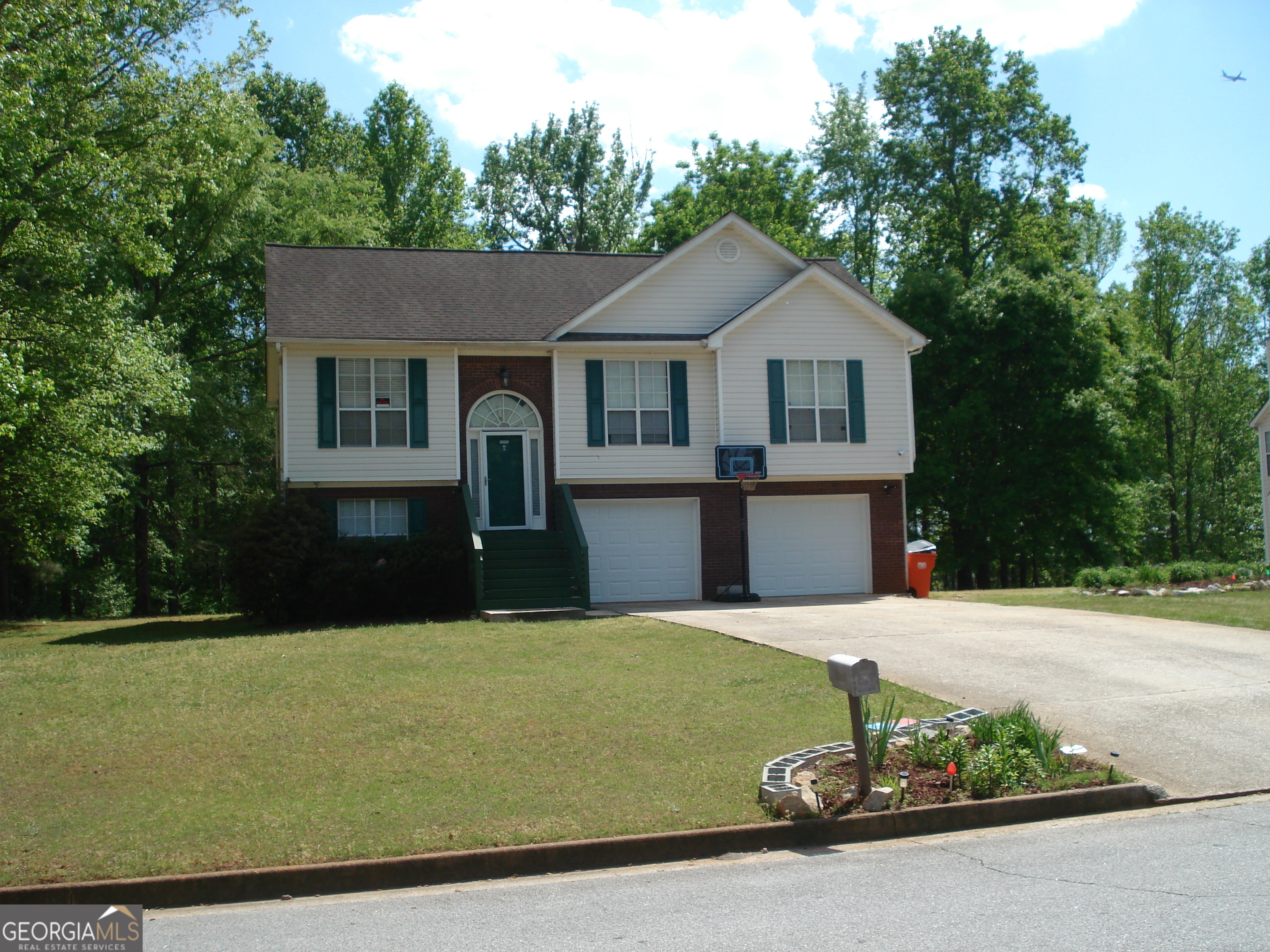 3117 Noahs Lane Property Photo 5