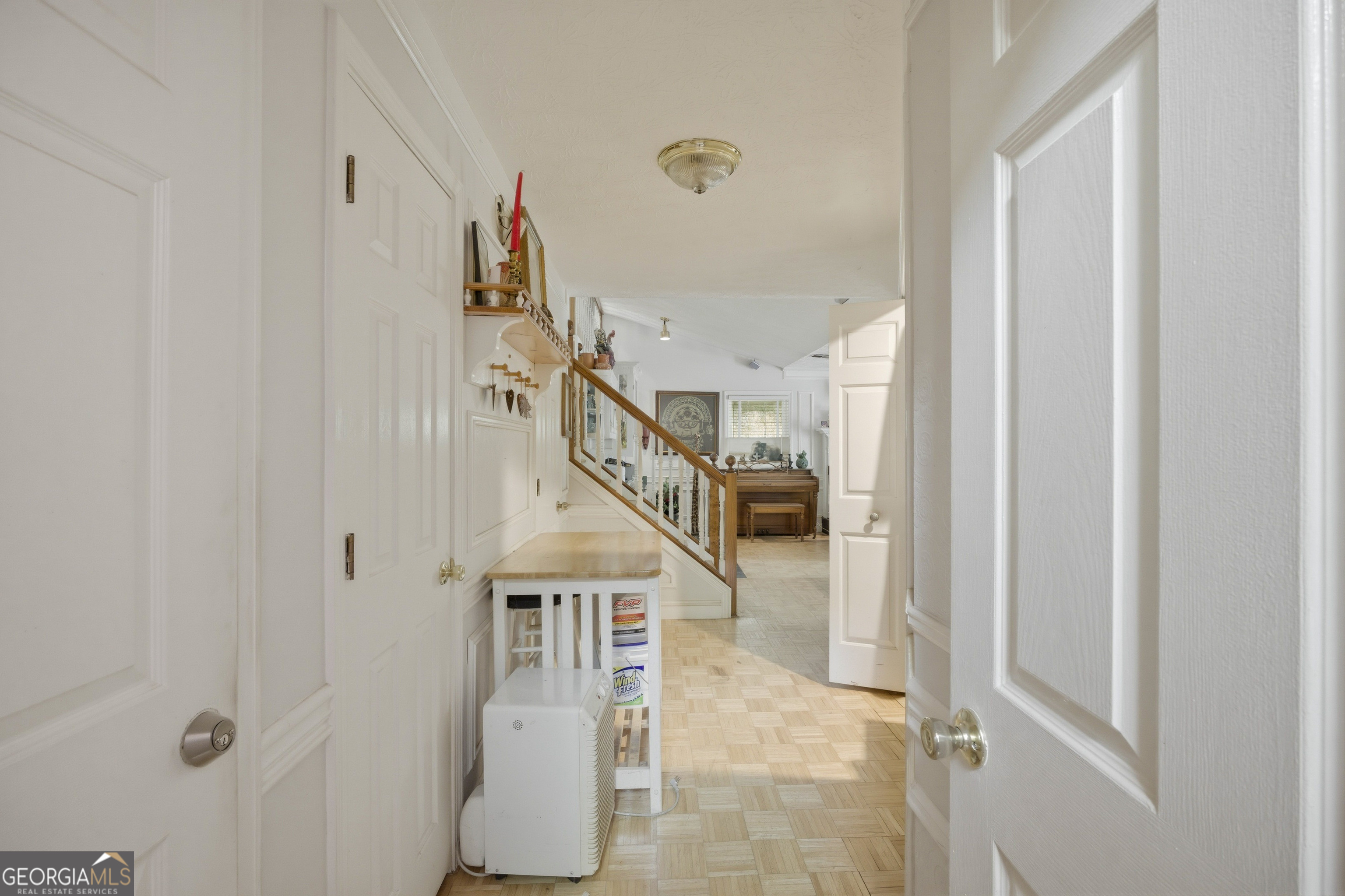 8605 Creekview Court Property Photo 26