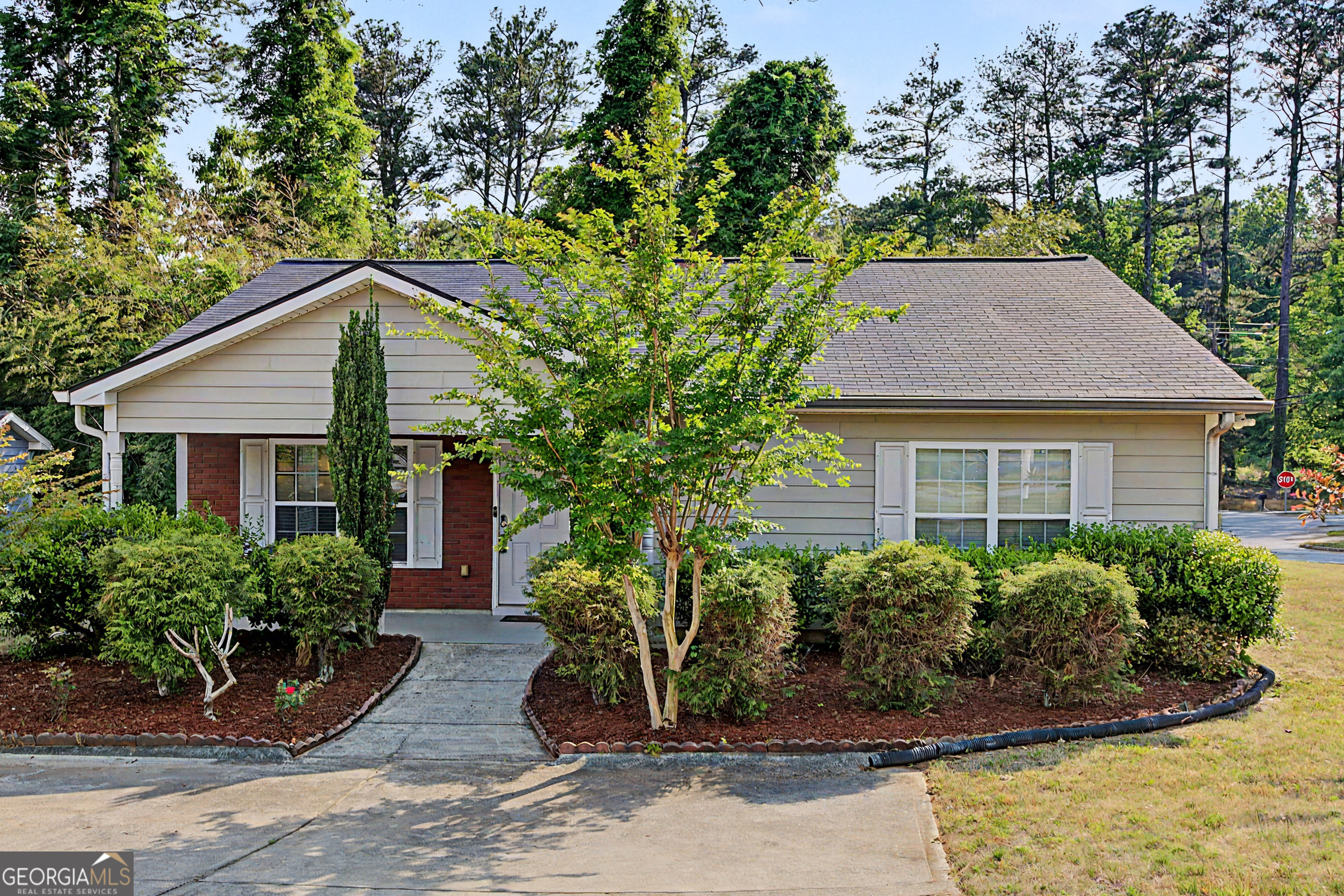 90 Kerwood Court Property Photo 1