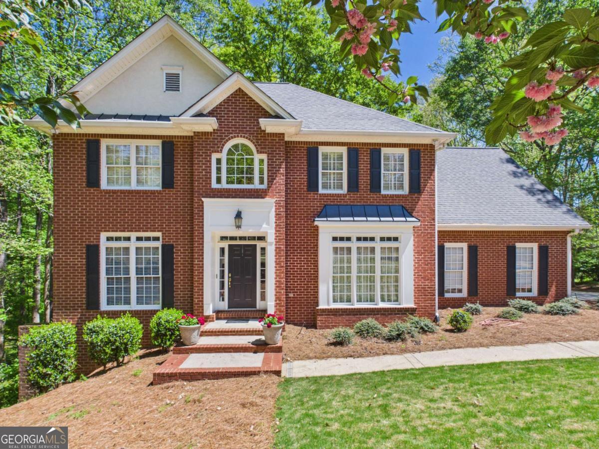 1120 Laurel Pointe Property Photo 1