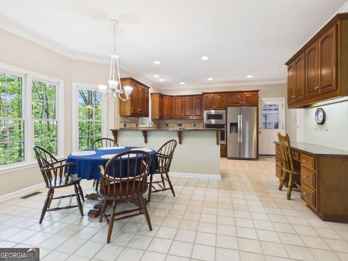 1120 Laurel Pointe Property Photo 11