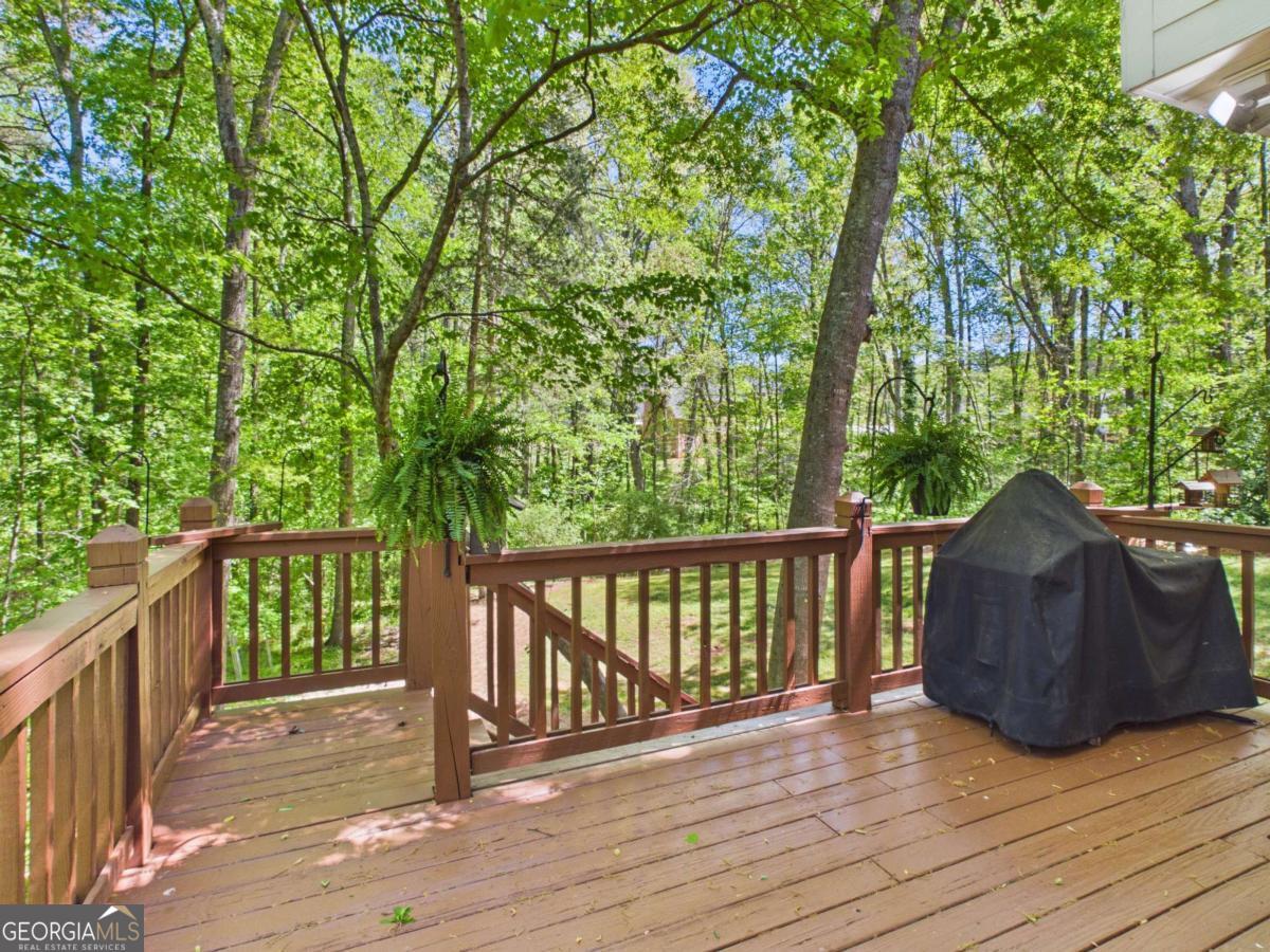 1120 Laurel Pointe Property Photo 14