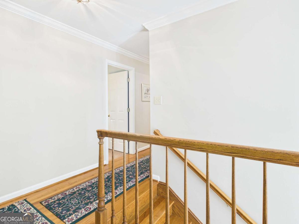 1120 Laurel Pointe Property Photo 17