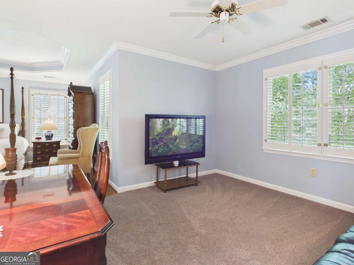 1120 Laurel Pointe Property Photo 21