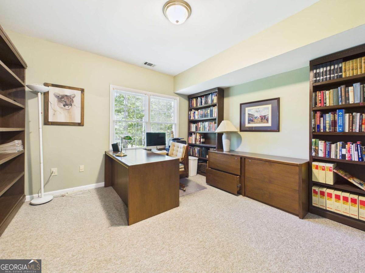 1120 Laurel Pointe Property Photo 34