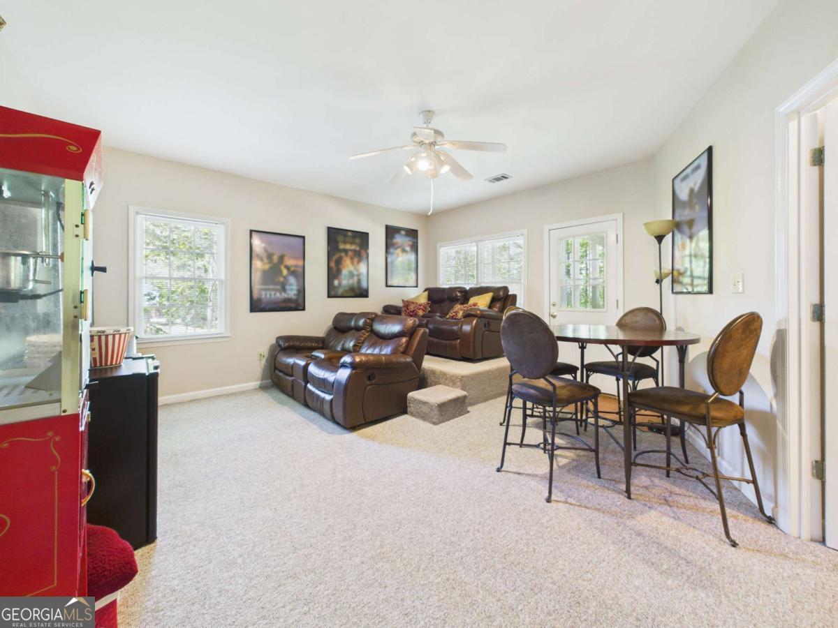1120 Laurel Pointe Property Photo 36