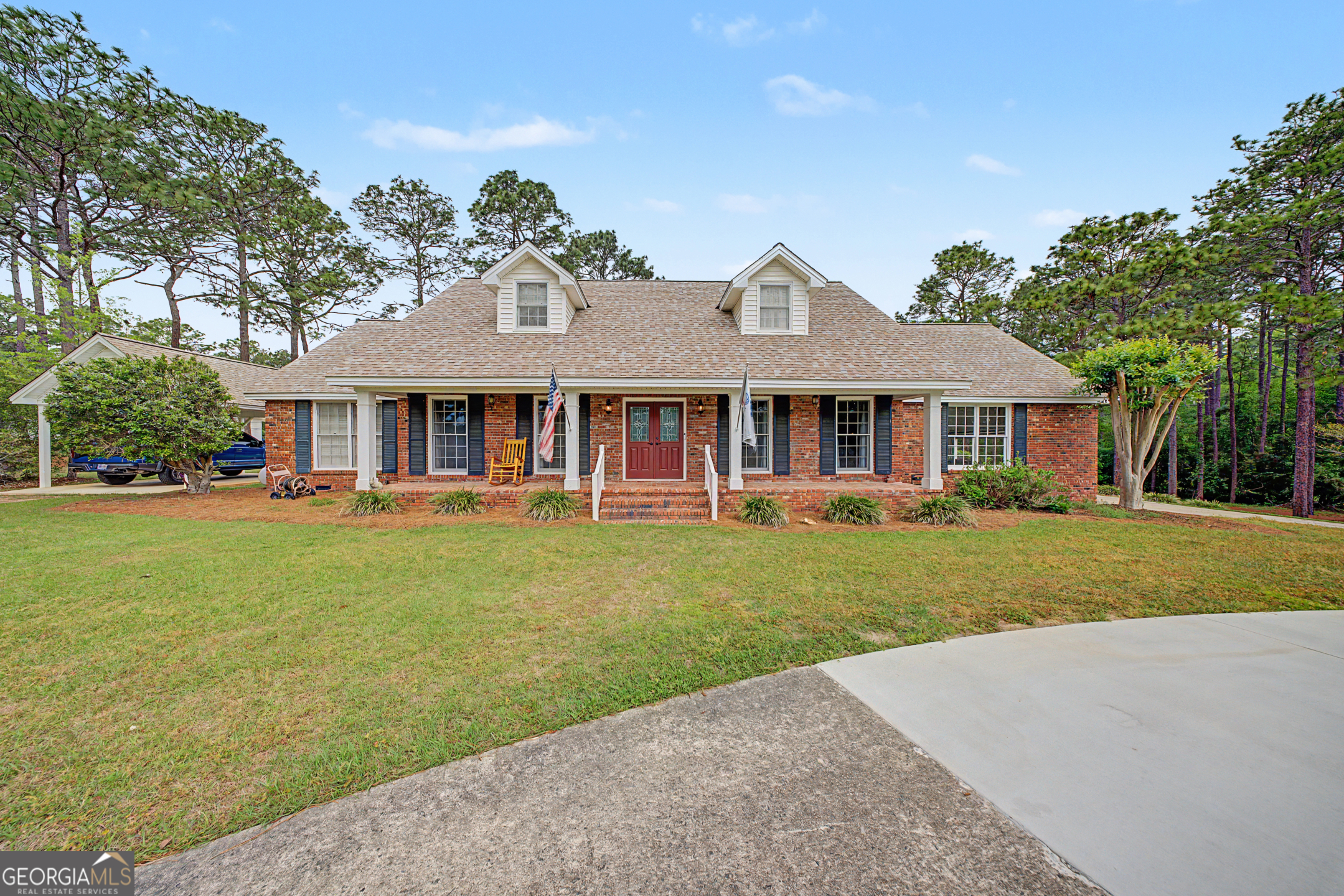 306 Holly Trail Property Photo 1