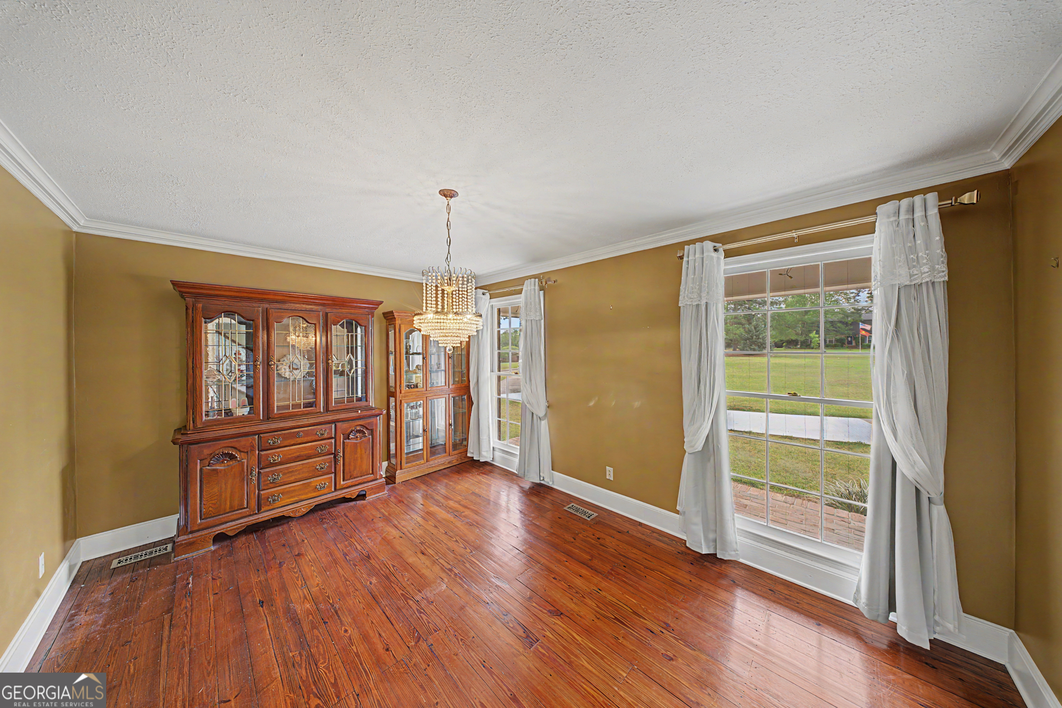 306 Holly Trail Property Photo 3