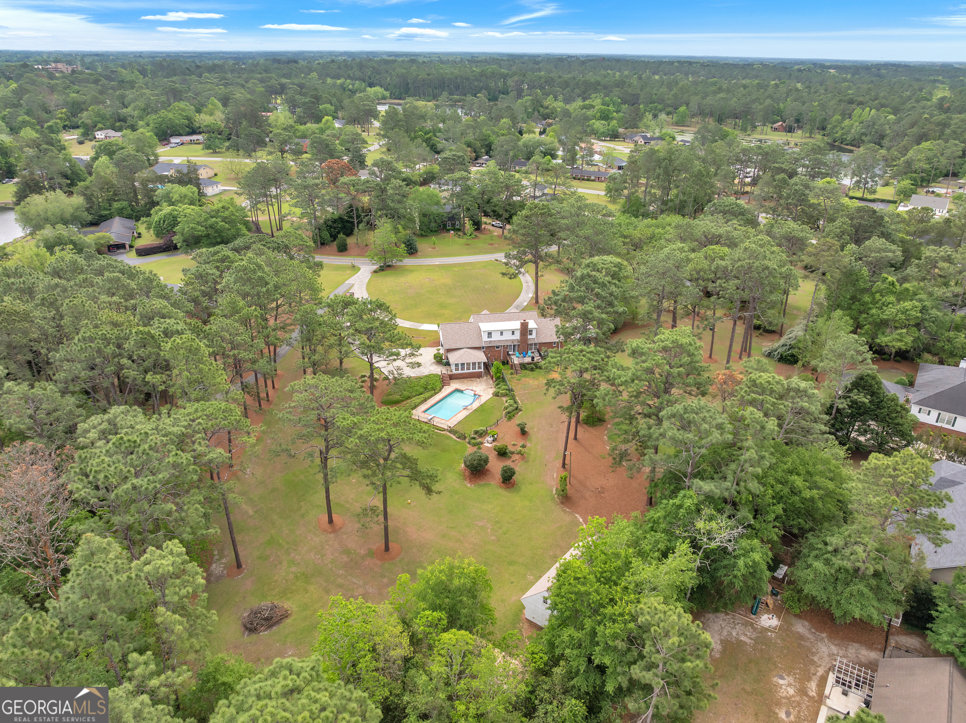 306 Holly Trail Property Photo 40