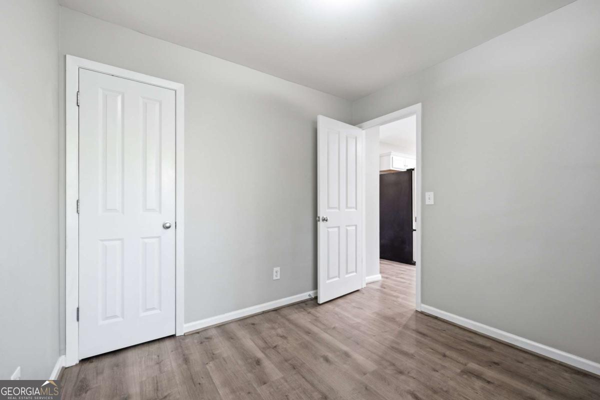 204 Lakeside Drive Property Photo 24