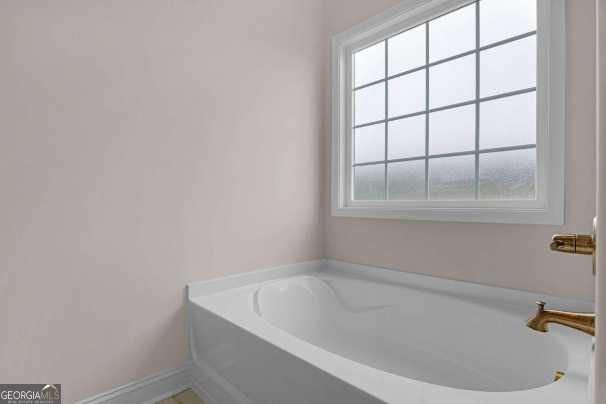769 Ne S T Morris Road Property Photo 21
