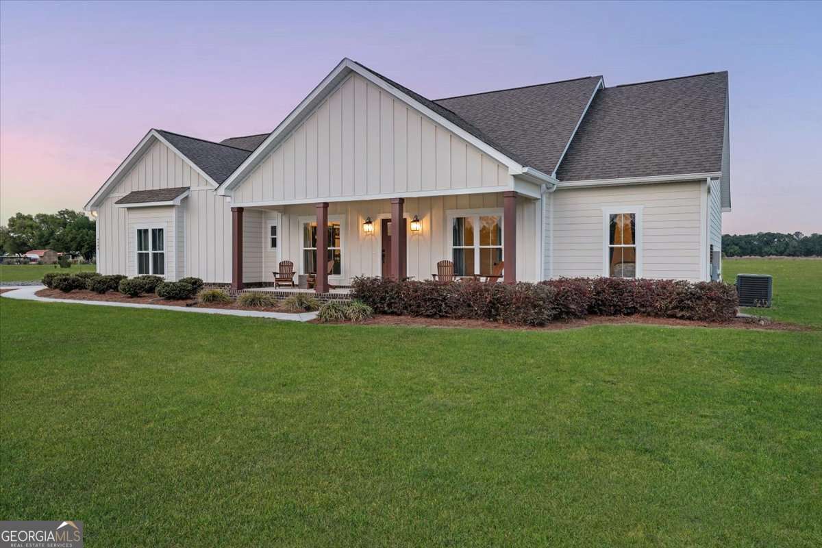 6984 Old River Road S Property Photo 1