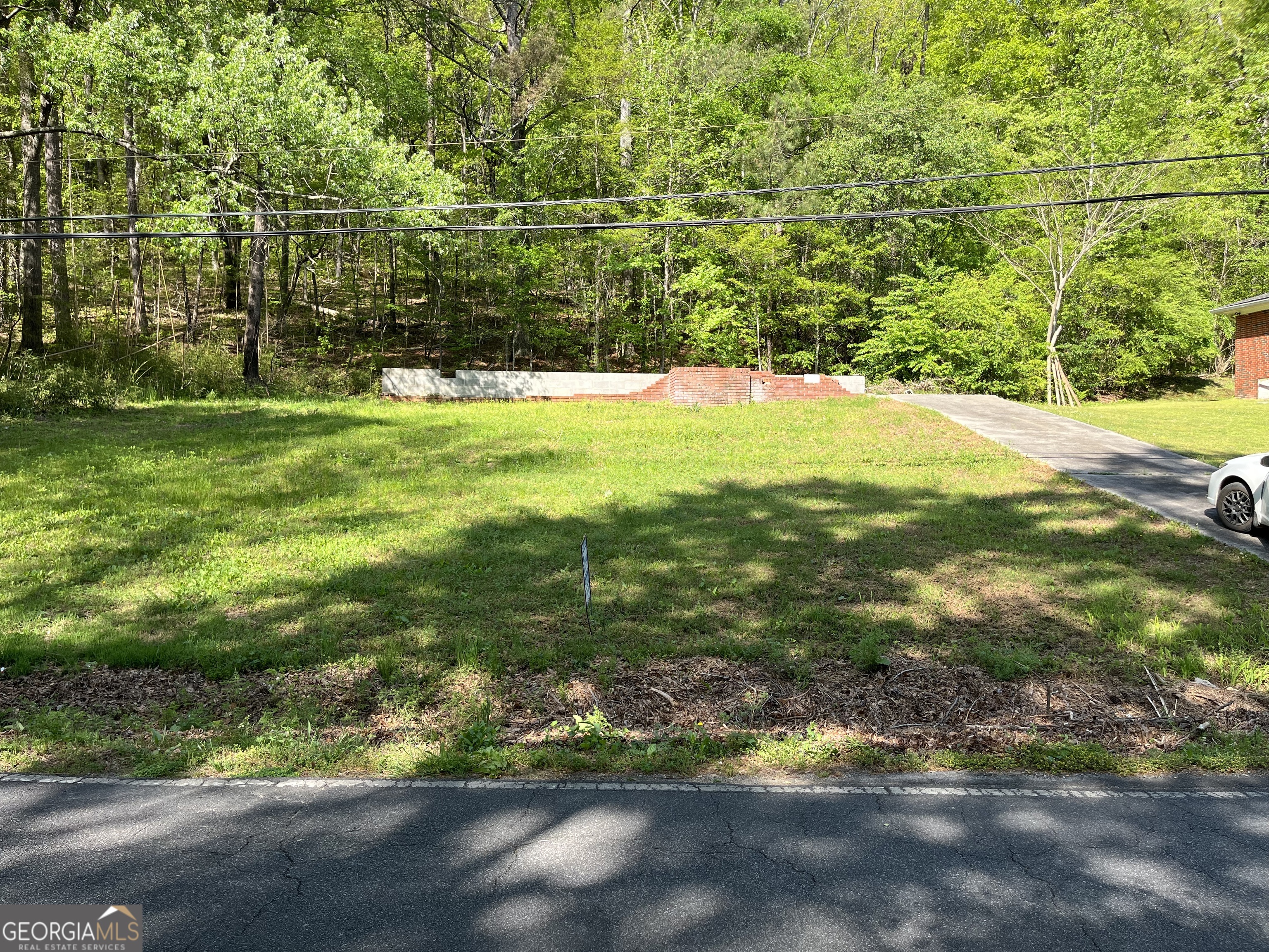 202 Reeceburg Road SE
