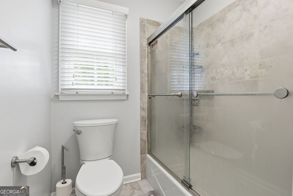 5445 Summer Cove Drive Property Photo 33