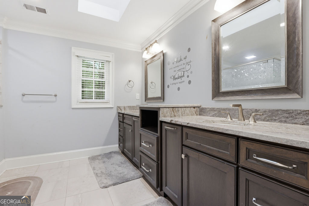 5445 Summer Cove Drive Property Photo 35
