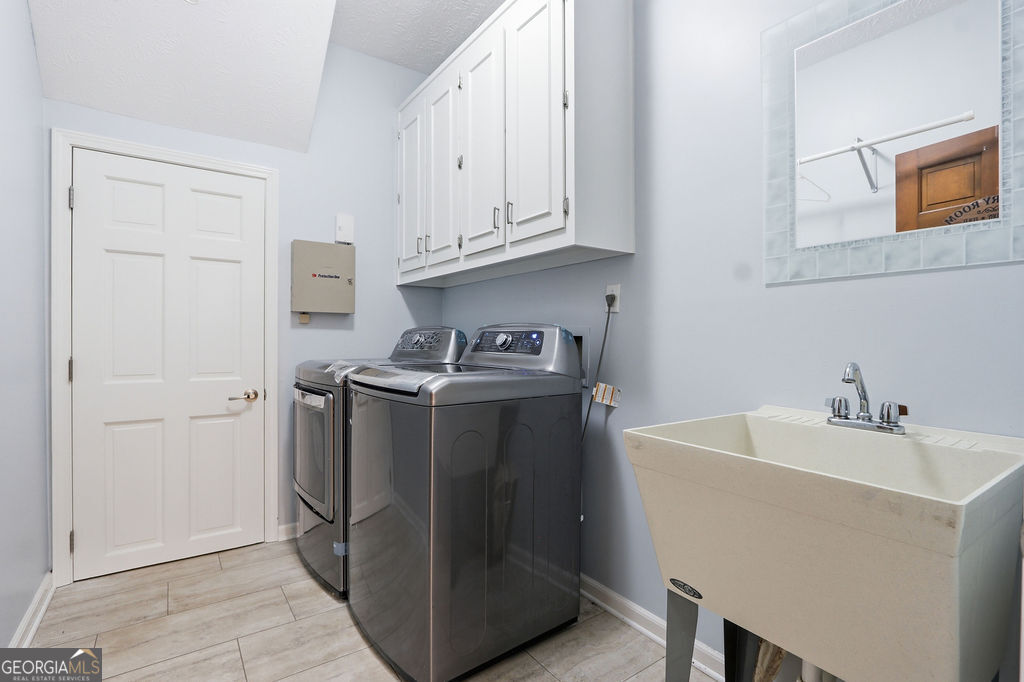 5445 Summer Cove Drive Property Photo 38