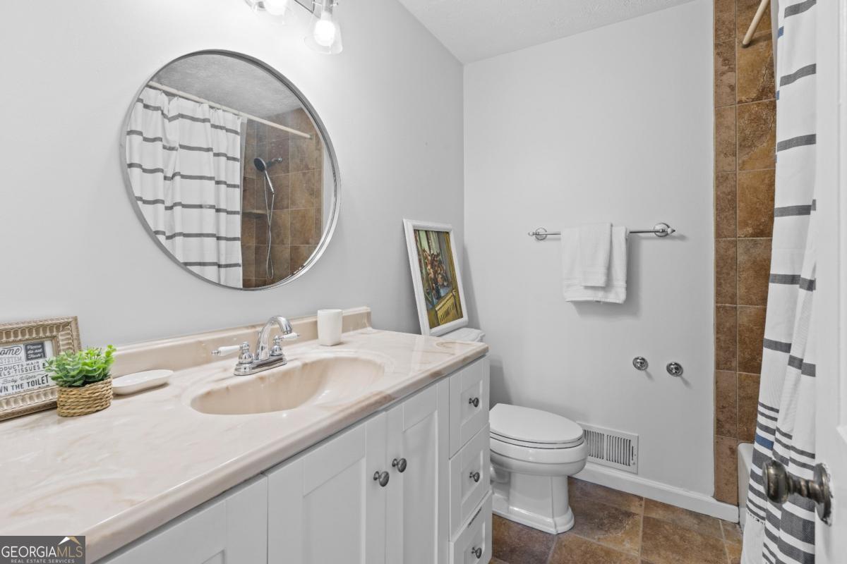 8360 Lanier Drive Property Photo 53