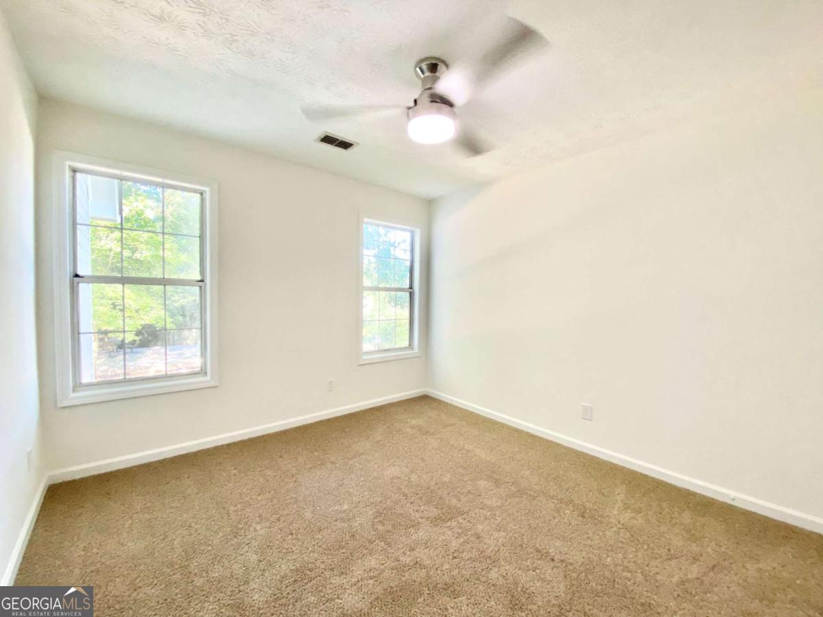 640 Suwanee Lakes Circle Property Photo 24