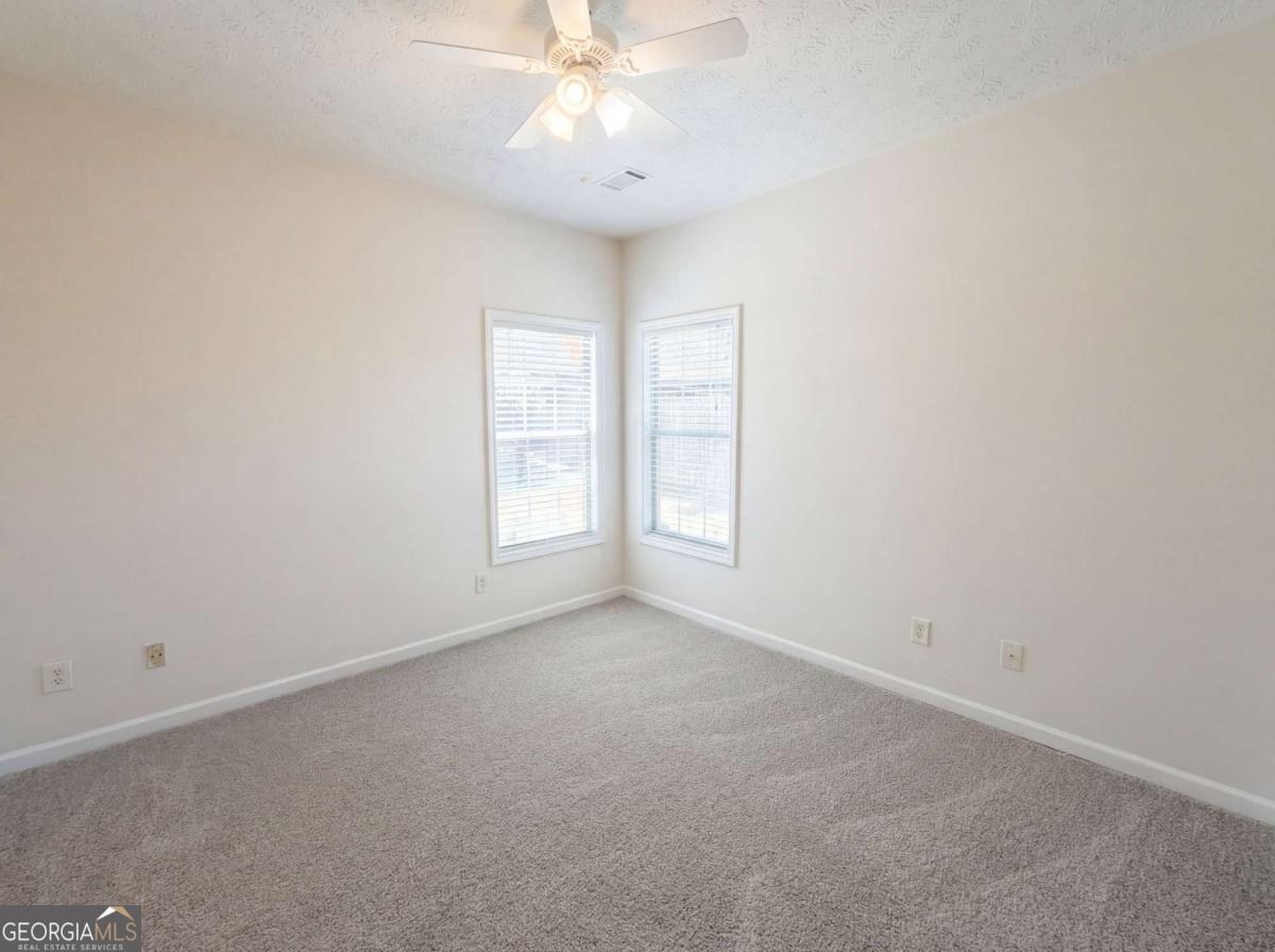 404 Eaglet Court Property Photo 19
