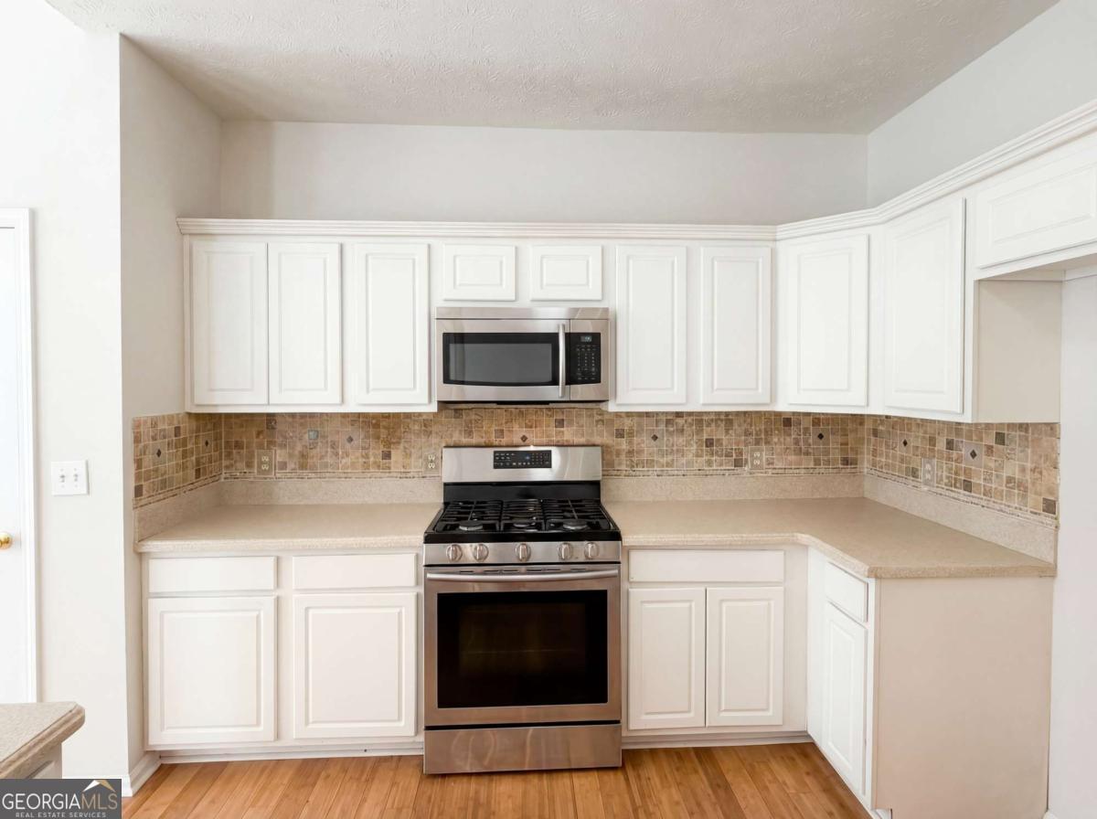 404 Eaglet Court Property Photo 22