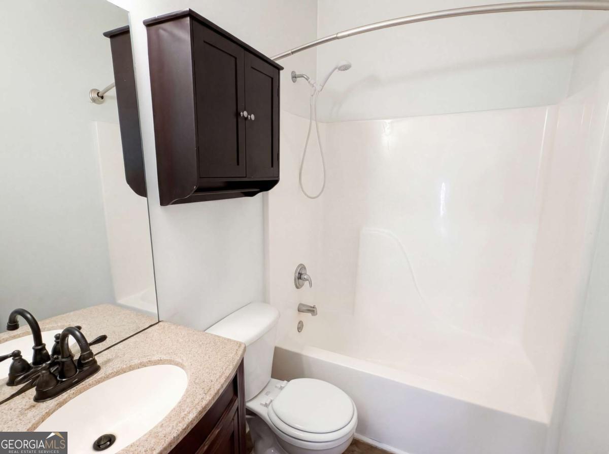 404 Eaglet Court Property Photo 24