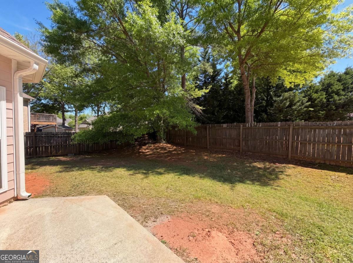 404 Eaglet Court Property Photo 29
