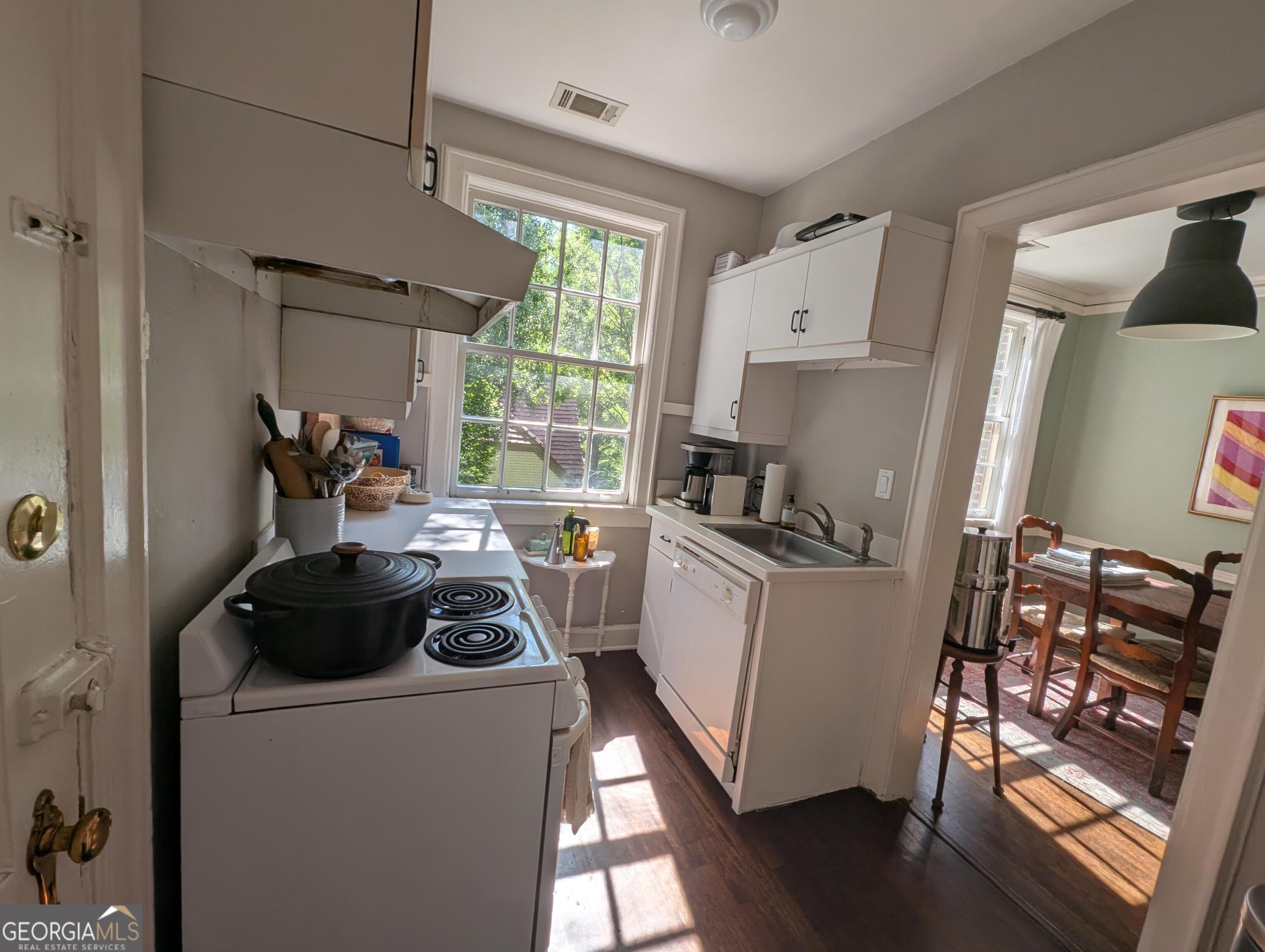 1765 Peachtree Street Ne Property Photo 12