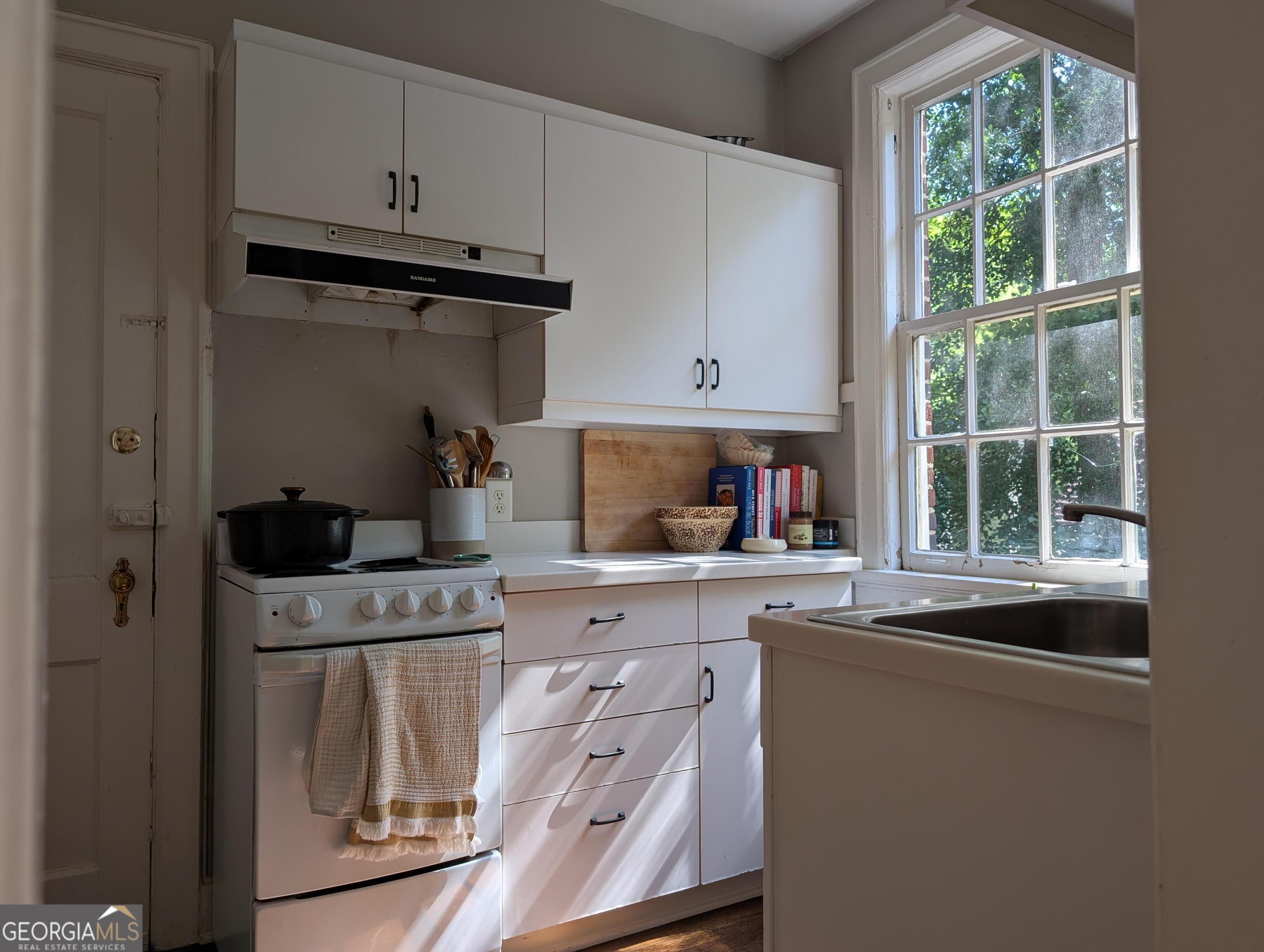 1765 Peachtree Street Ne Property Photo 13
